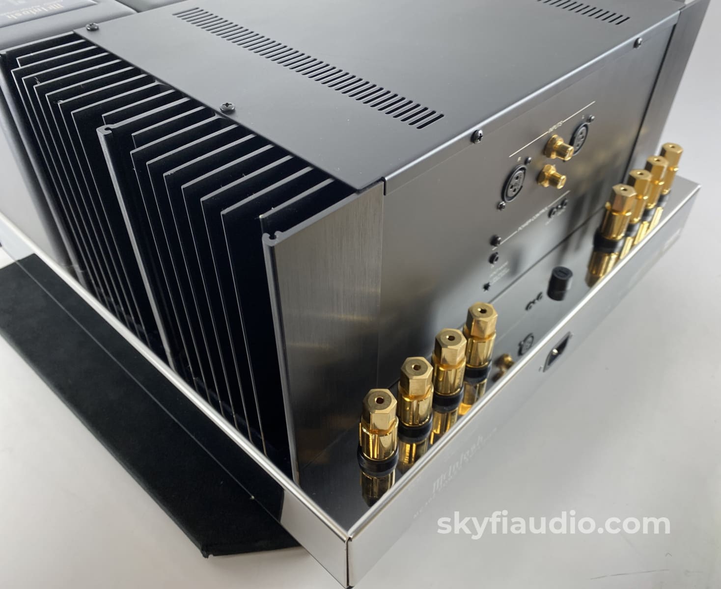 Mcintosh Mc302 Solid State Amplifier - Wow