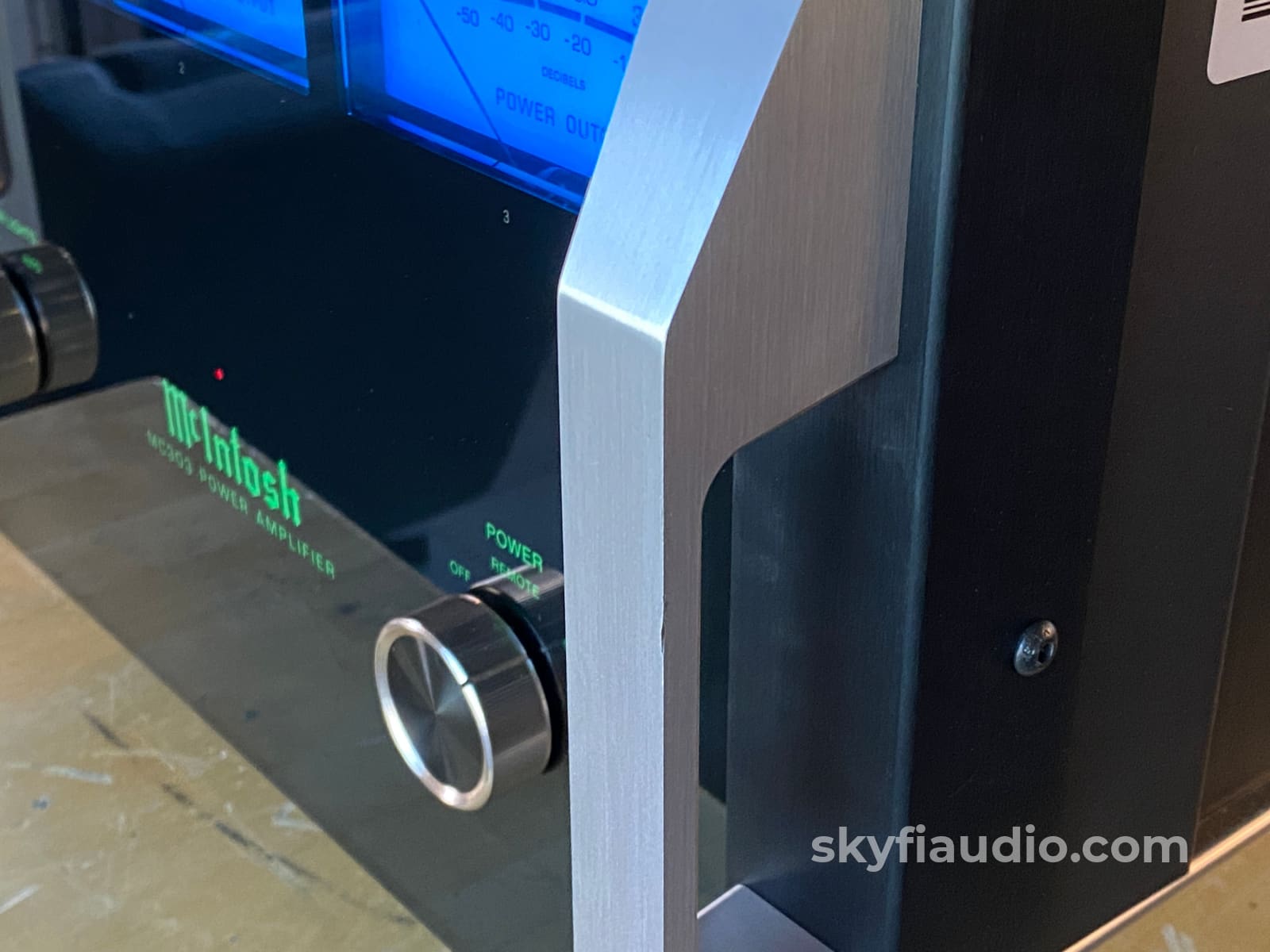 Mcintosh Mc303 3-Channel Solid State Amplifier Pre-Owned