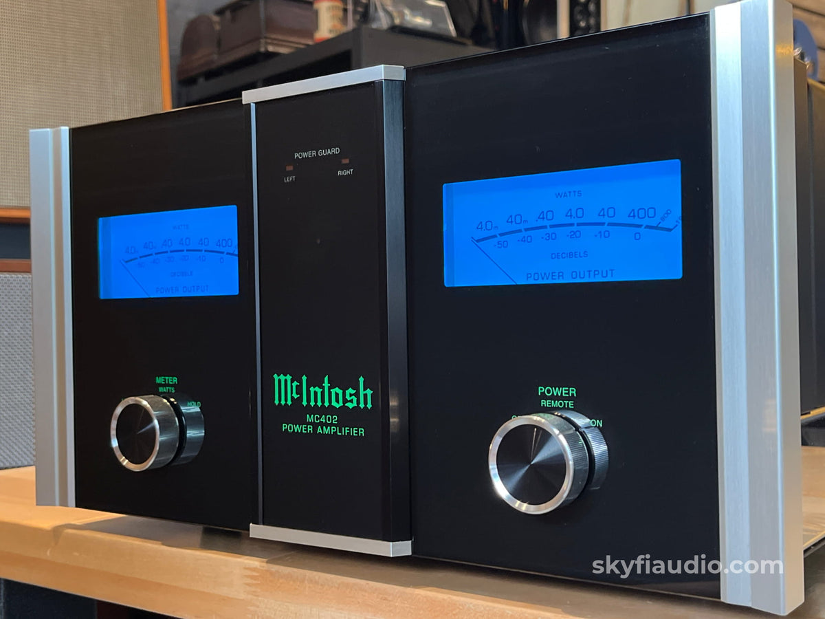 McIntosh MC402 Solid State Amplifier 400W - Fiber Optic - Amplifier