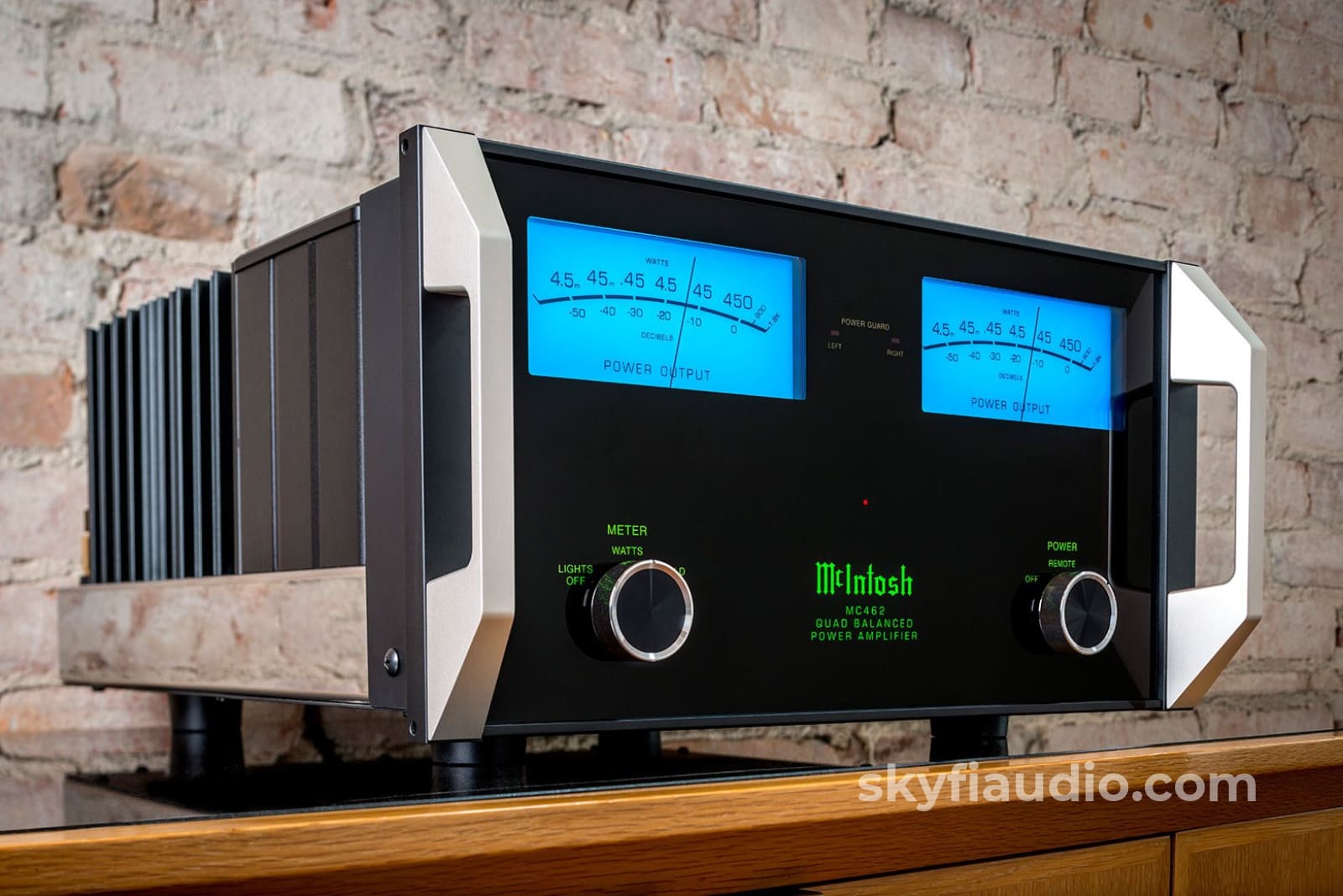 Mcintosh Mc462 Quad Balanced Solid State Amplifier