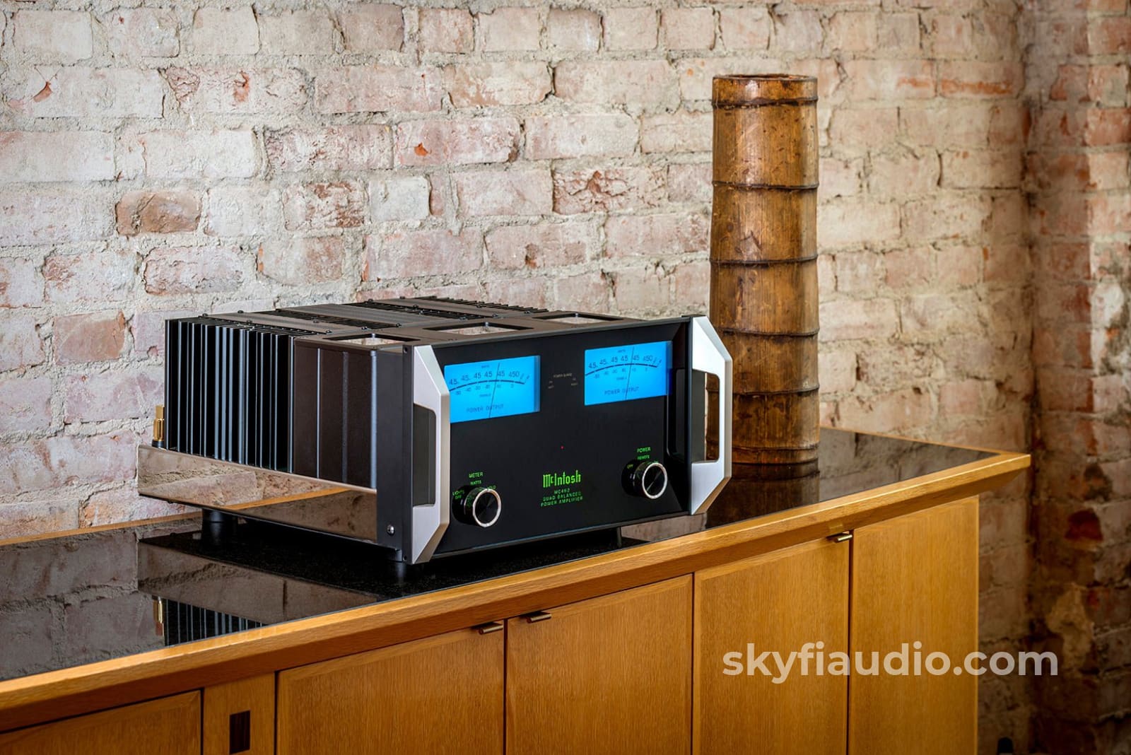 Mcintosh Mc462 Quad Balanced Solid State Amplifier