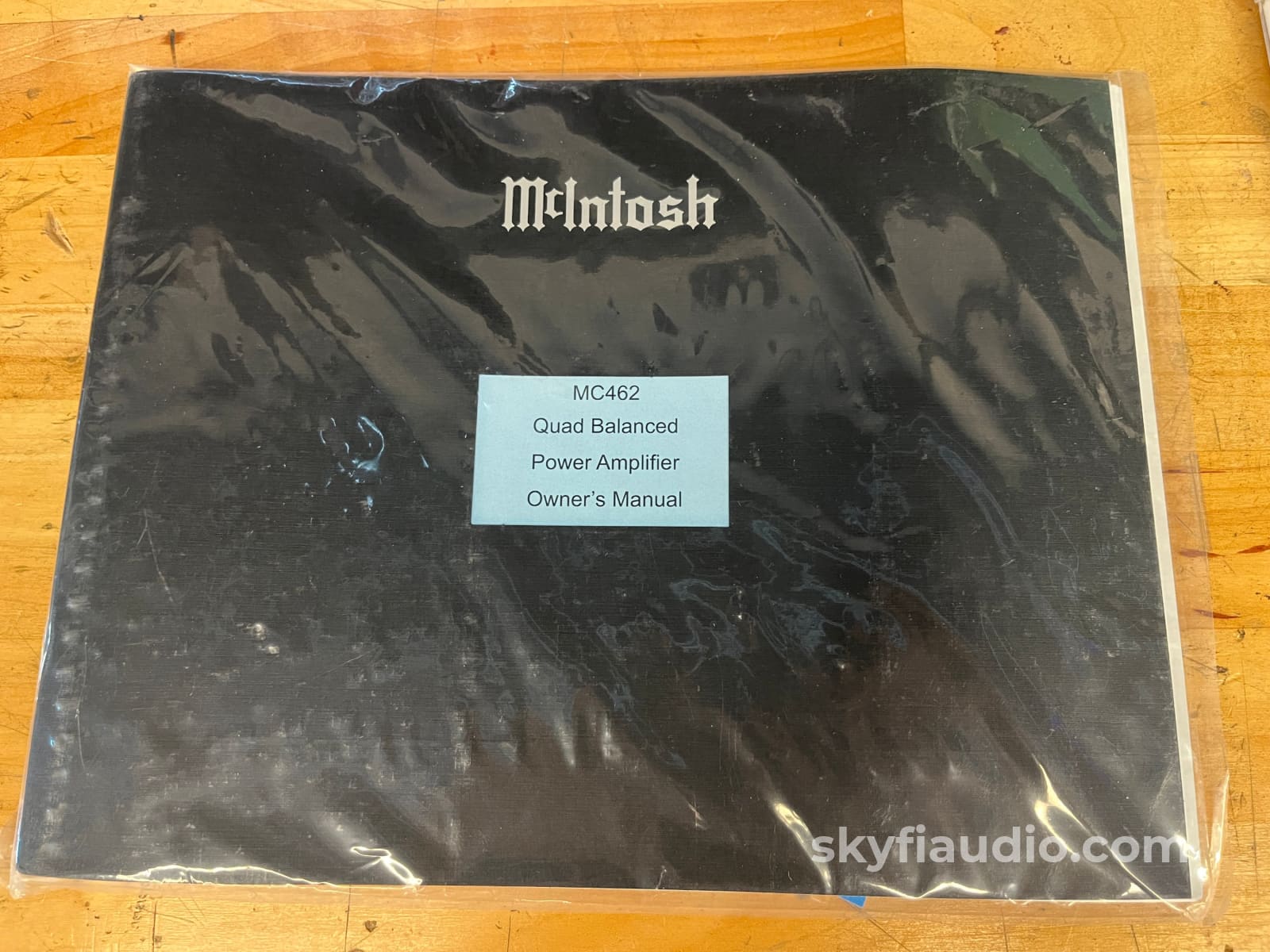 McIntosh MC462 Solid State Amplifier - Quad Balanced - Pre-Loved Amplifier