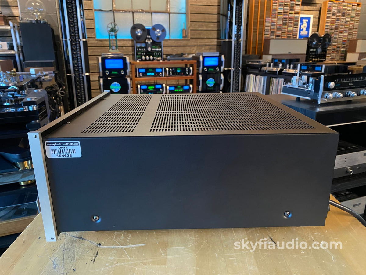 Mcintosh Mc7106 6 Channel Solid State Amp W/Led Vu Meters Thx Rated Amplifier