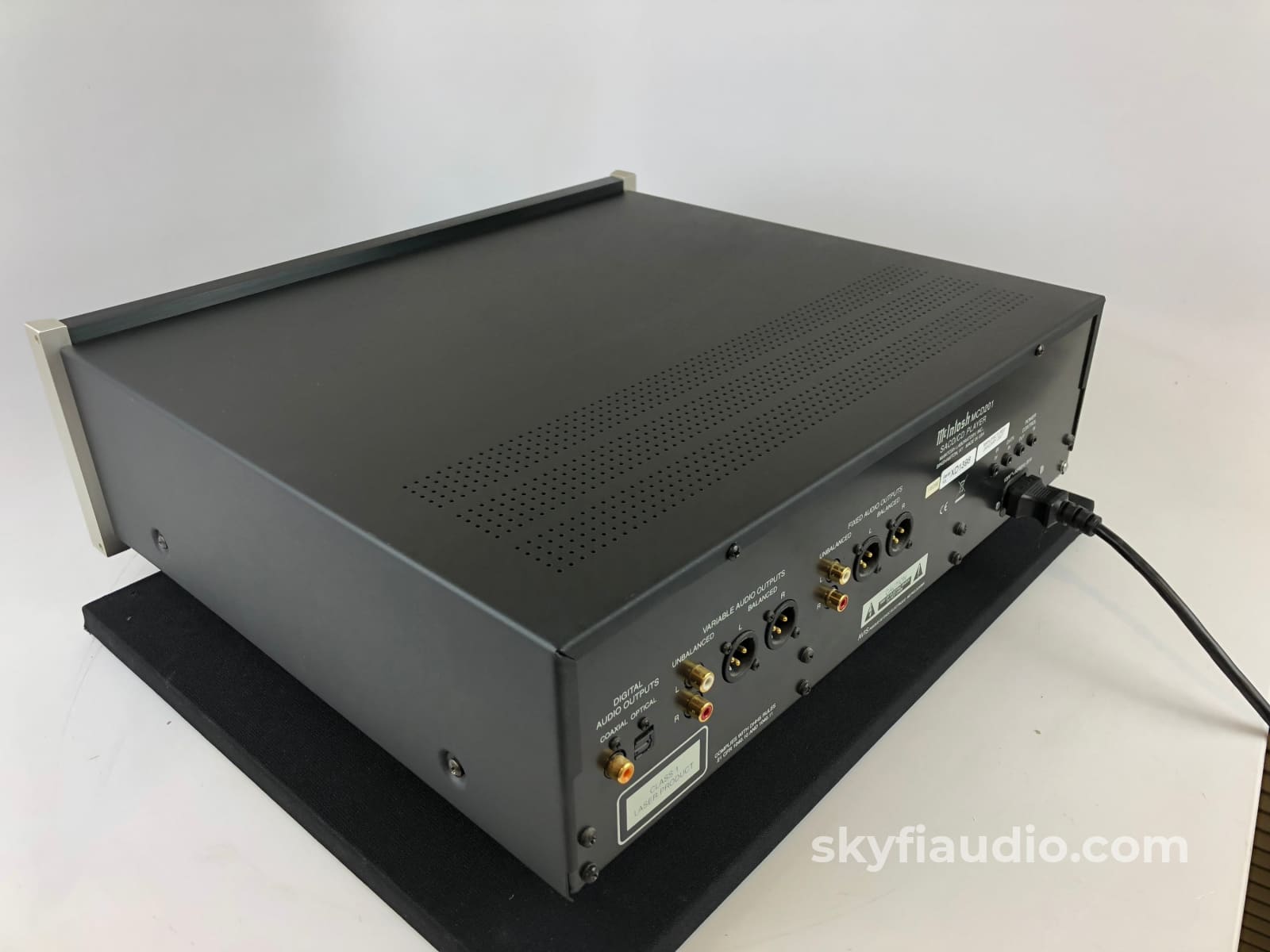 Mcintosh Mcd-201 Cd And Sacd Player + Digital