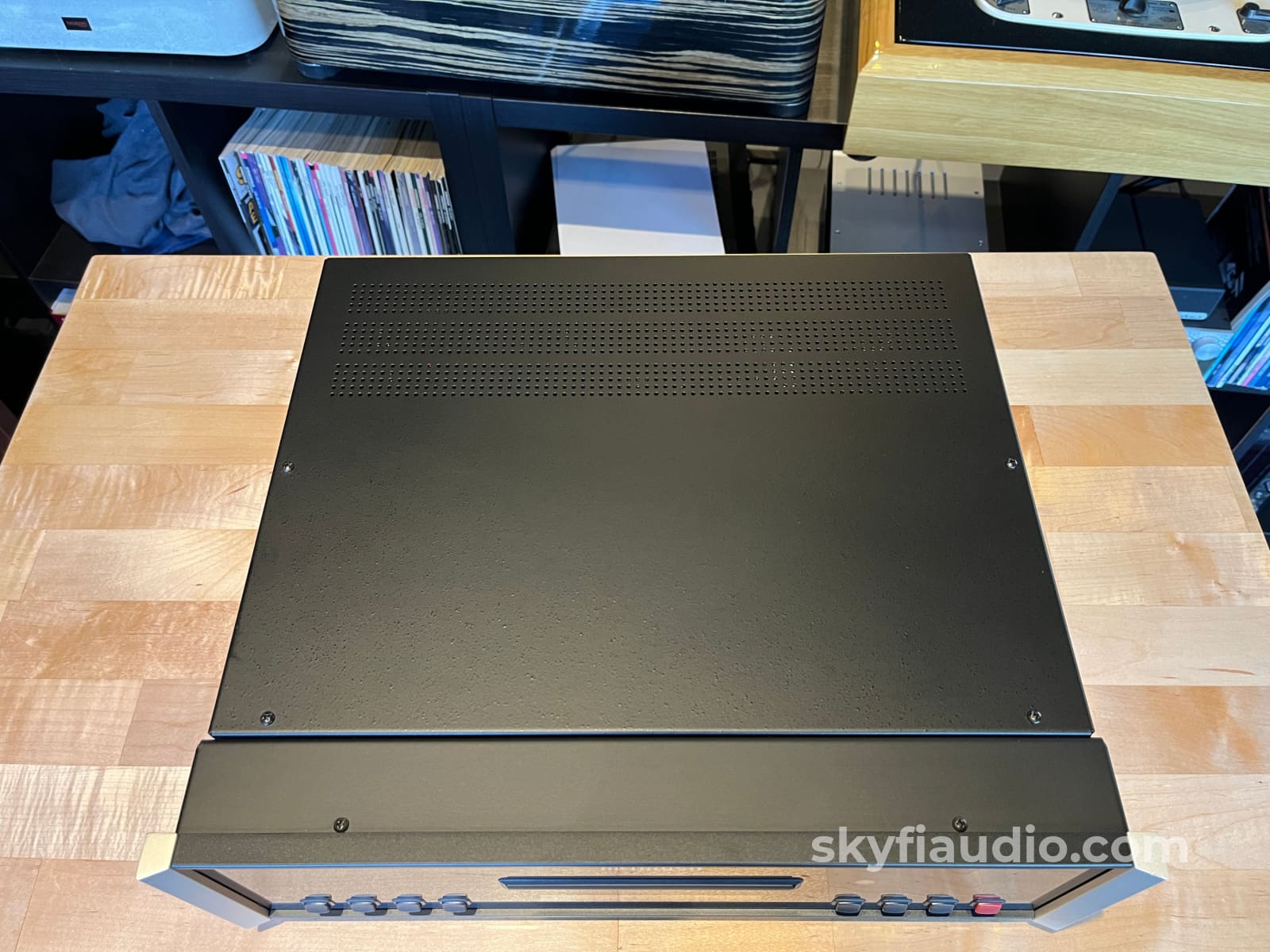 McIntosh MCD350 SACD/CD Player - Pre-Loved - CD + Digital