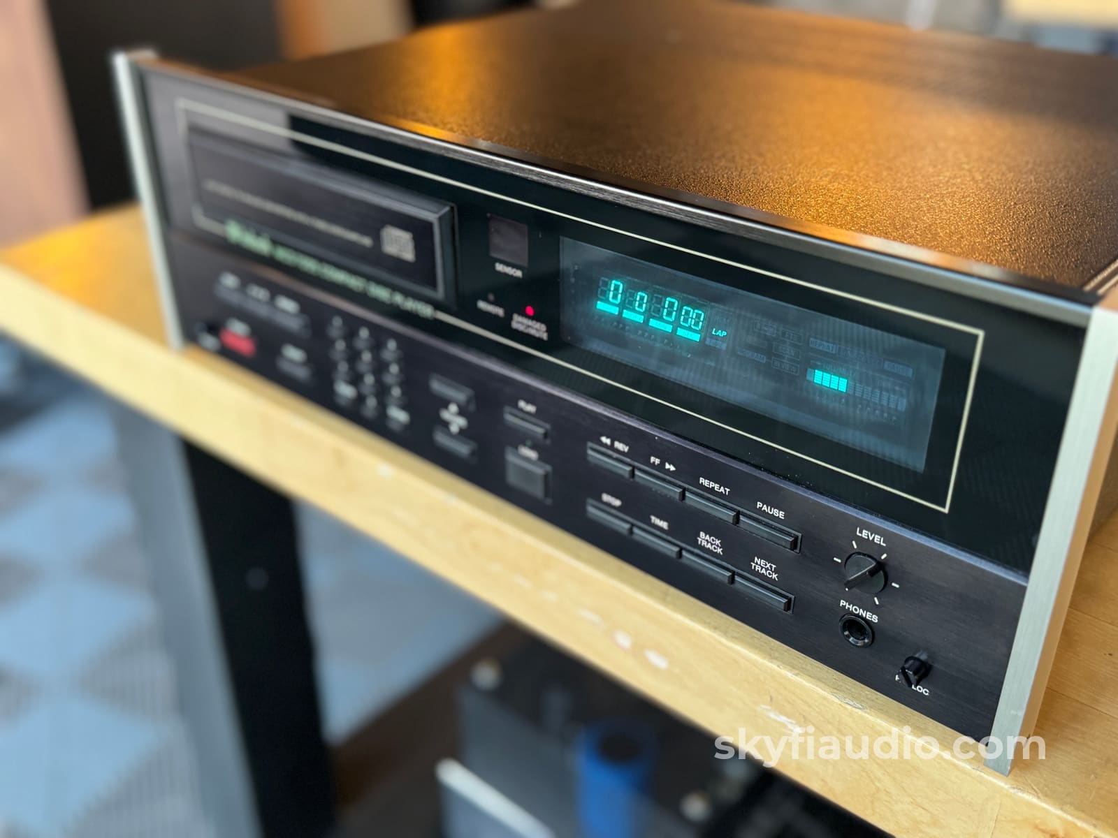 Mcintosh Mcd7005 Vintage Cd Player + Digital