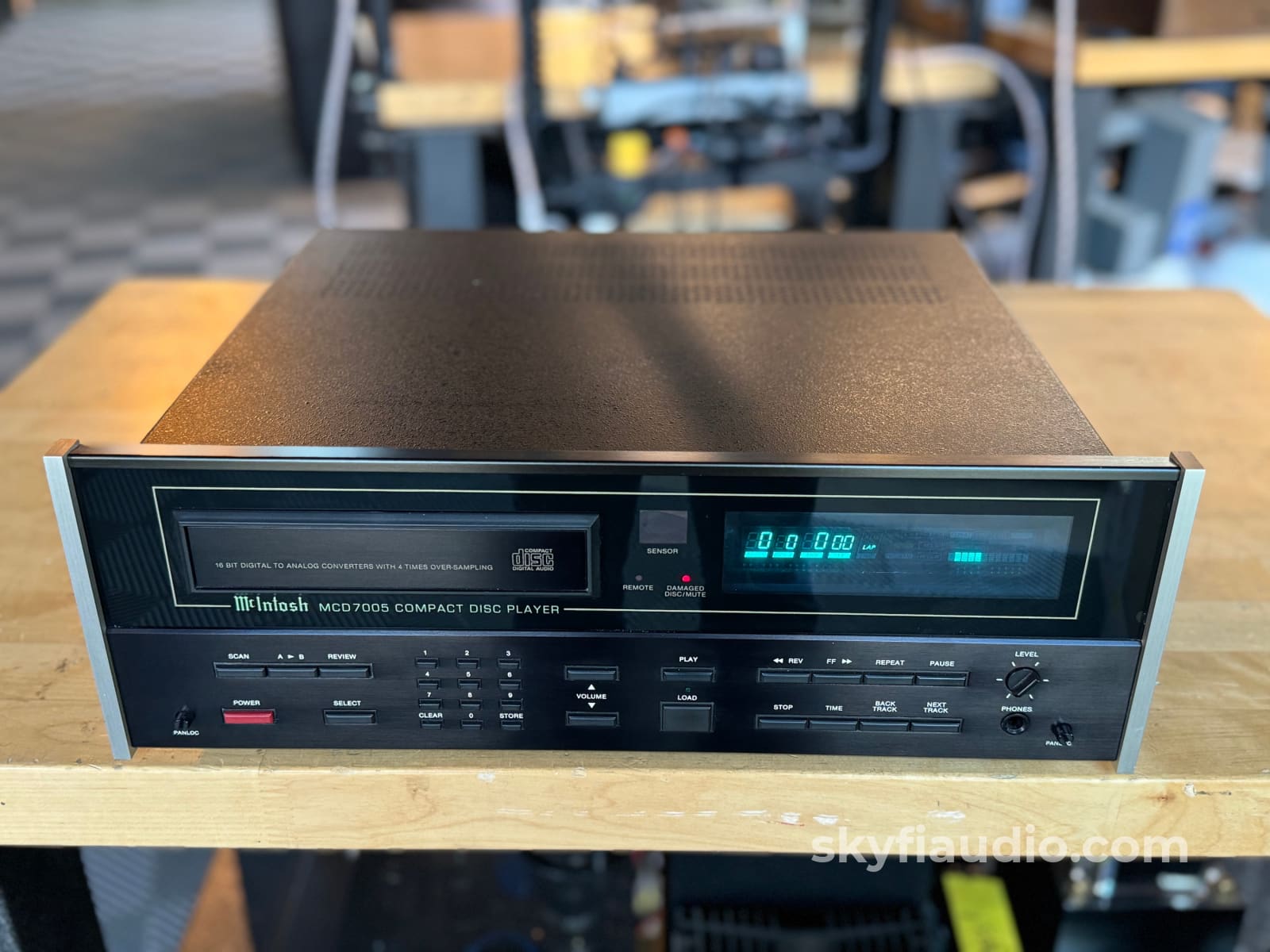 Mcintosh Mcd7005 Vintage Cd Player + Digital