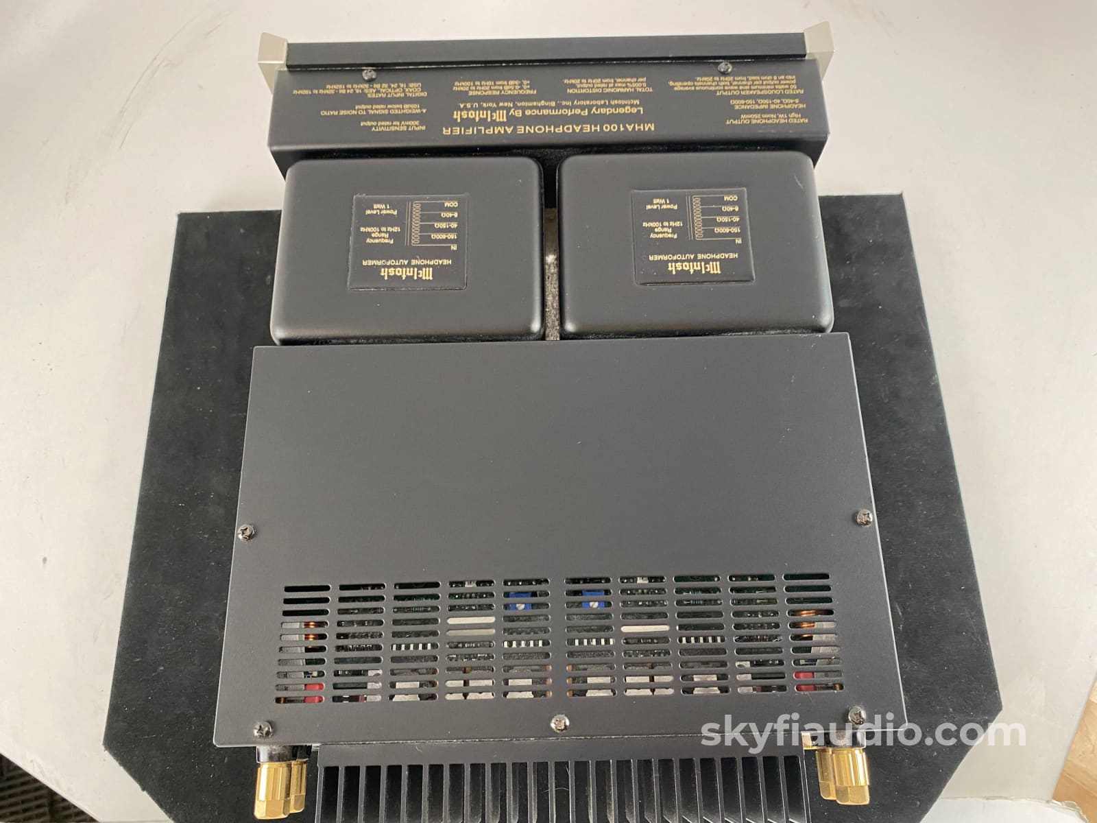 Mcintosh Mha100 Integrated Amplifier For Headphones Or Speakers