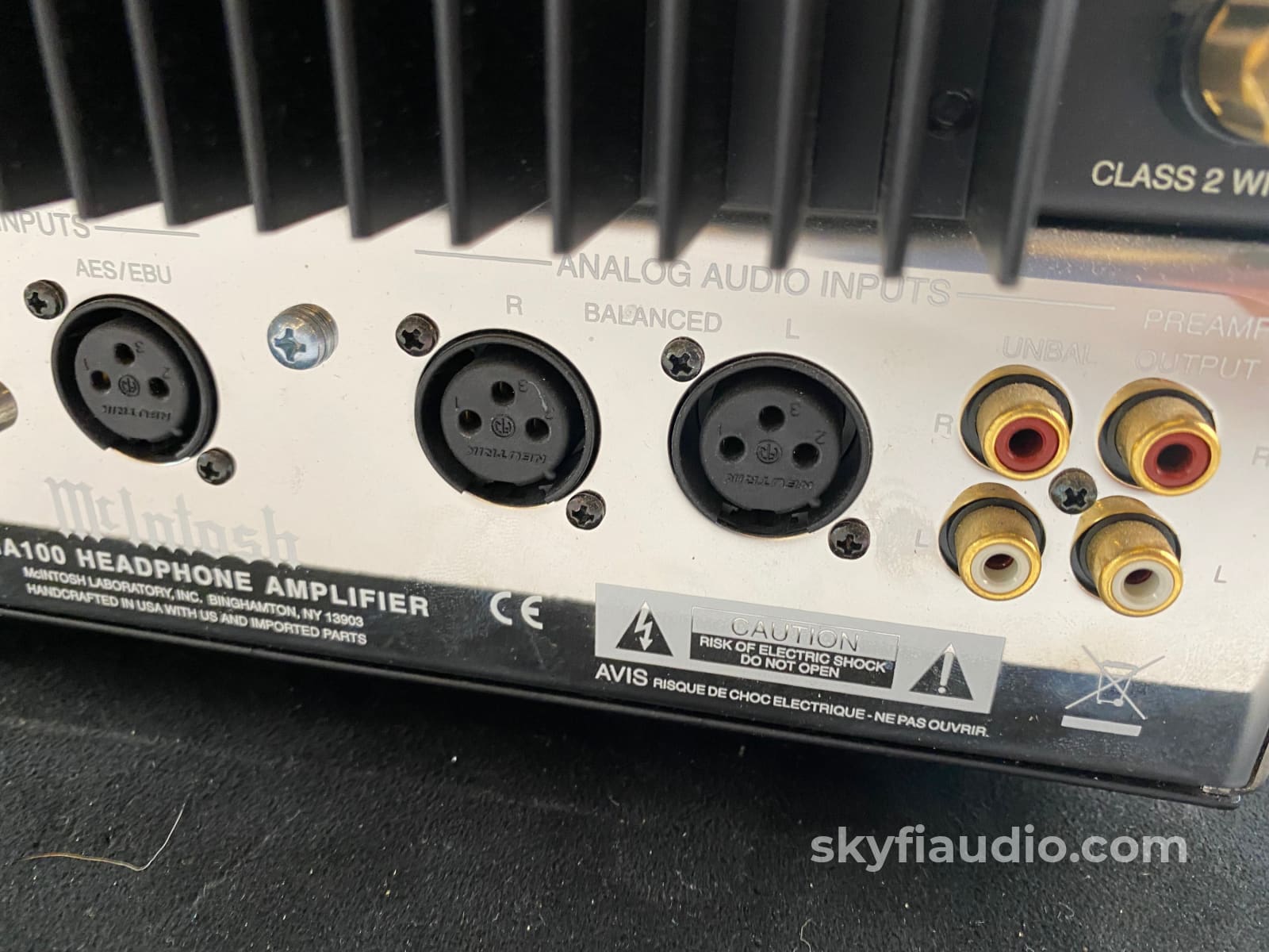 Mcintosh Mha100 Integrated Amplifier For Headphones Or Speakers