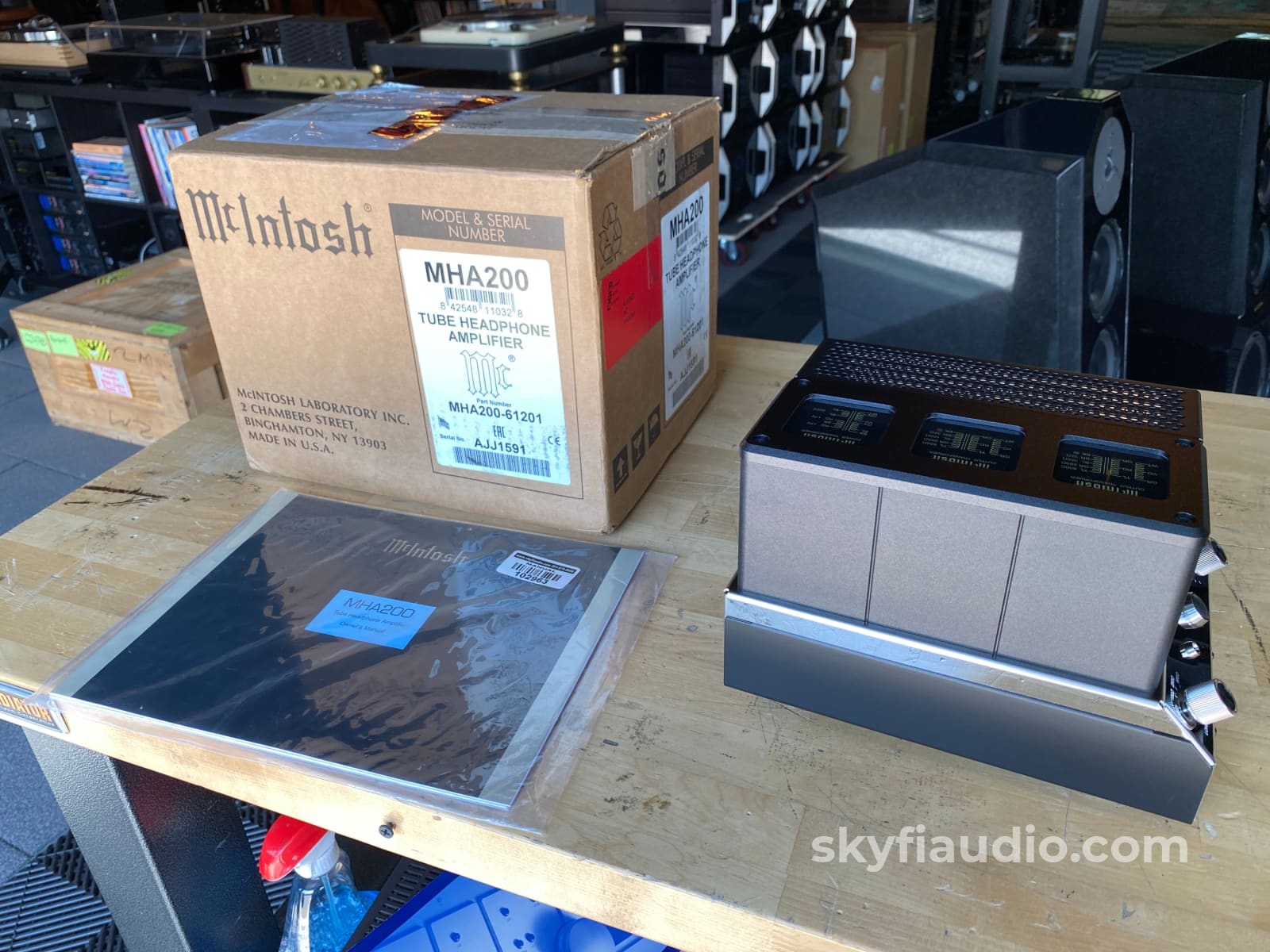 Mcintosh Mha200 Tube Headphone Amplifier - Complete Set In Store Only