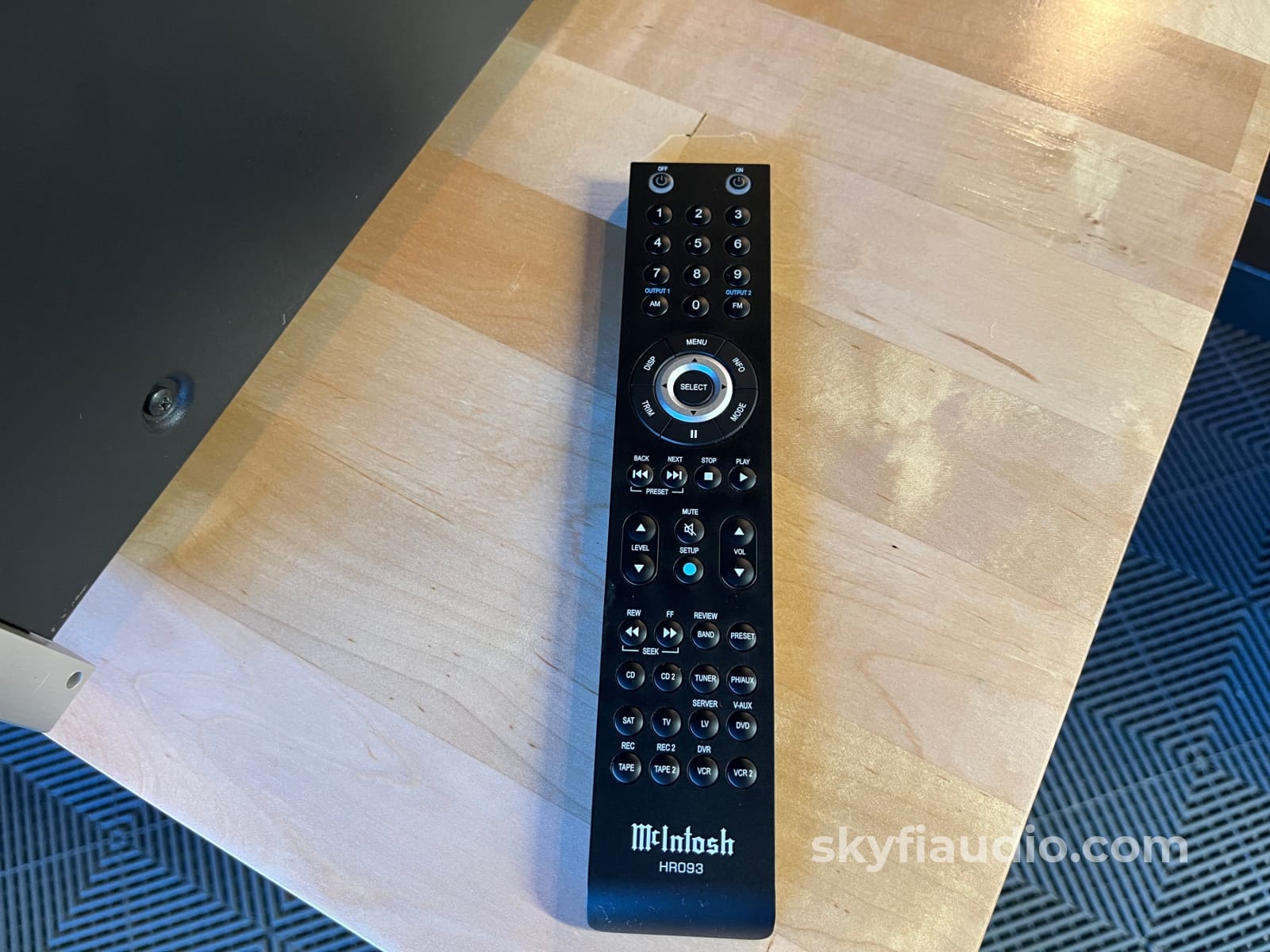 Mcintosh MHT100 Home Theater Receiver - Serviced With New Glass And Power Supply Integrated Amplifier