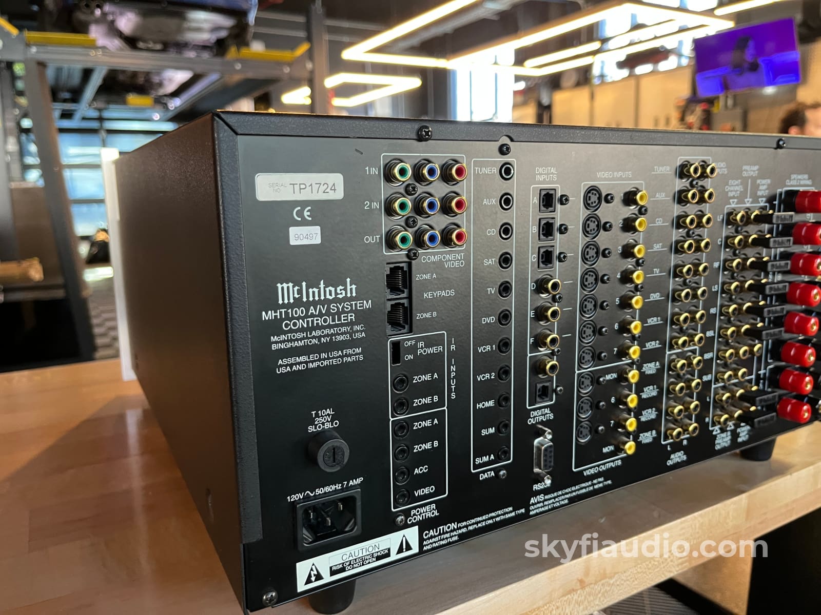 Mcintosh MHT100 Home Theater Receiver - Serviced With New Glass And Power Supply Integrated Amplifier