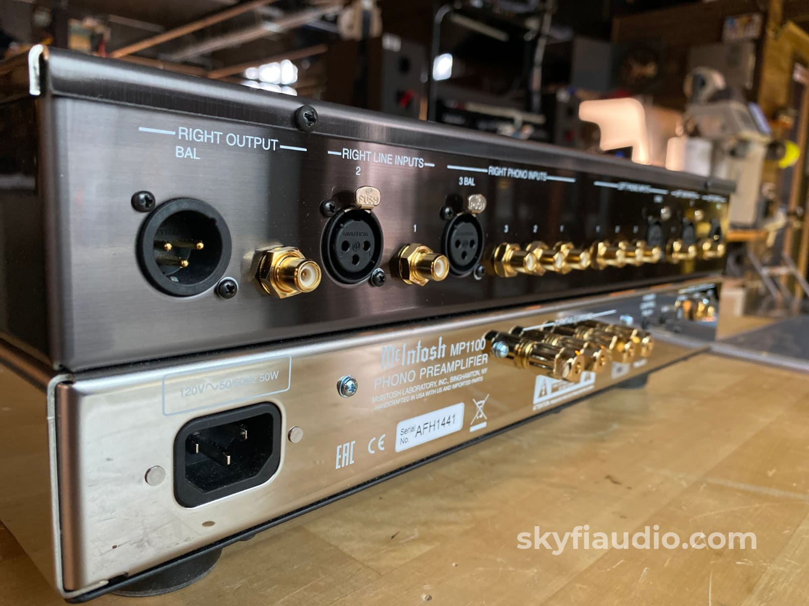 Mcintosh Mp1100 Flagship Tube Phono Preamp Complete And Like New - In Store Only Preamplifier
