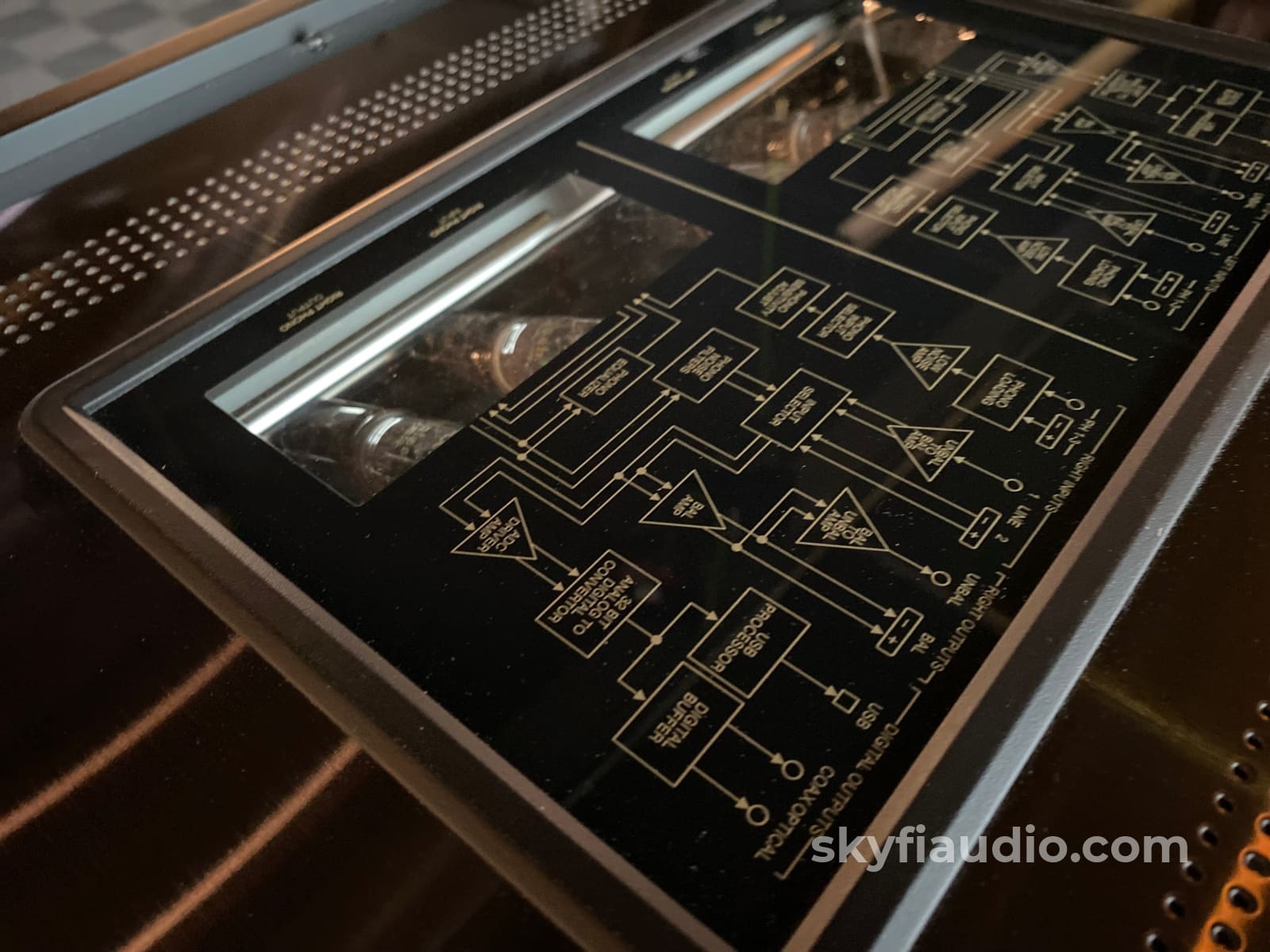 Mcintosh Mp1100 Flagship Tube Phono Preamp Complete And Like New - In Store Only Preamplifier