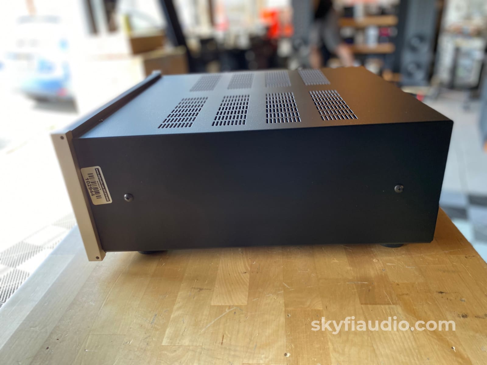 Mcintosh Mpc1500 Power Controller And Conditioner - In Store Only