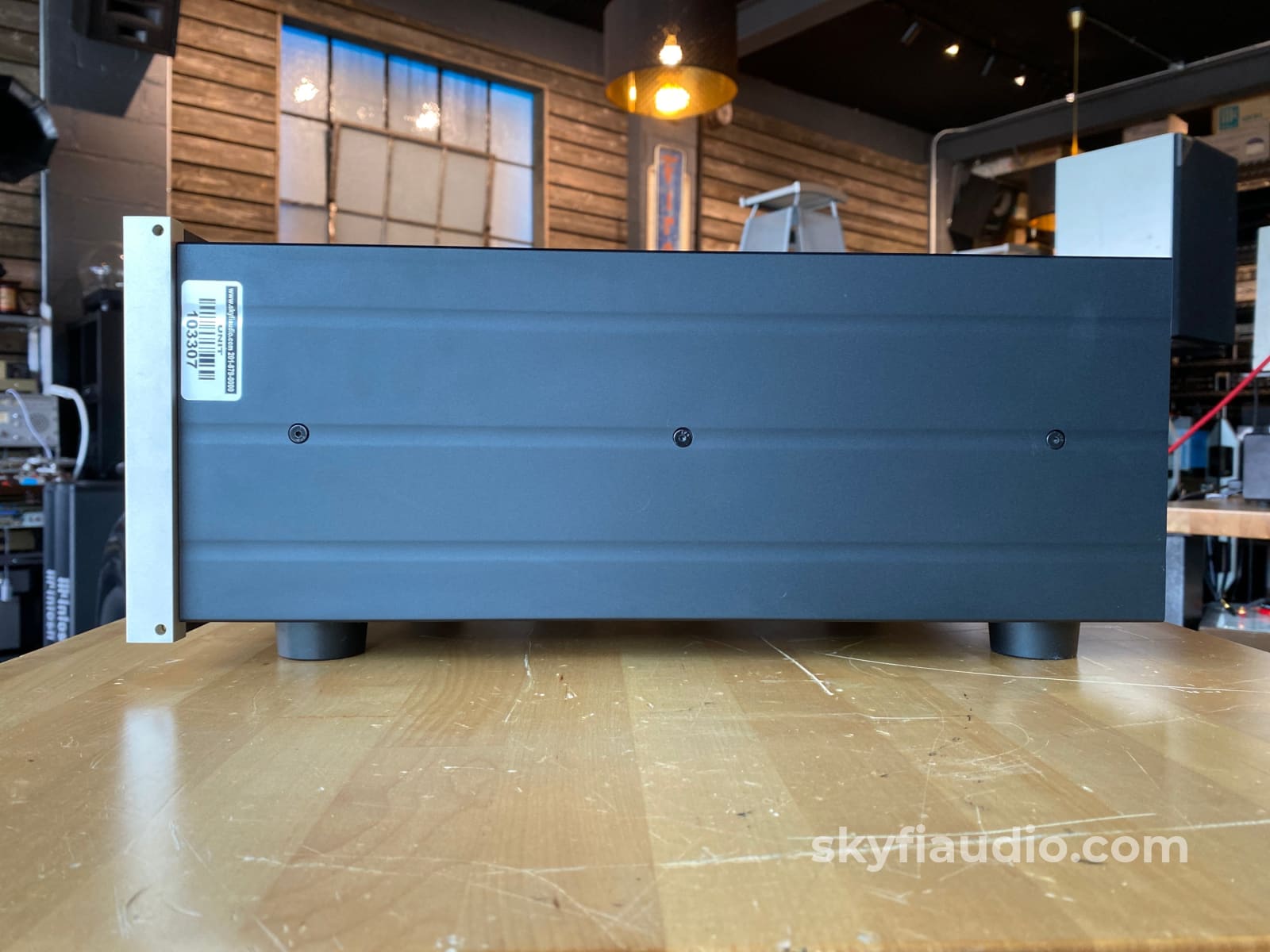 Mcintosh Mpc1500 Power Controller And Conditioner - Pre-Owned In Stock For Local Pickup