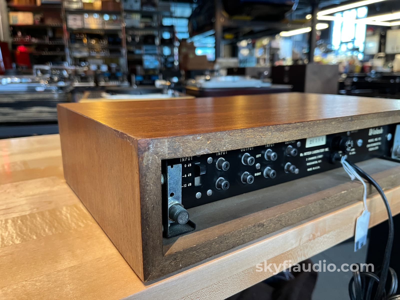 McIntosh MQ101 Vintage 3 Band Equalizer - W/ Wood Case + New Faceplate Accessory