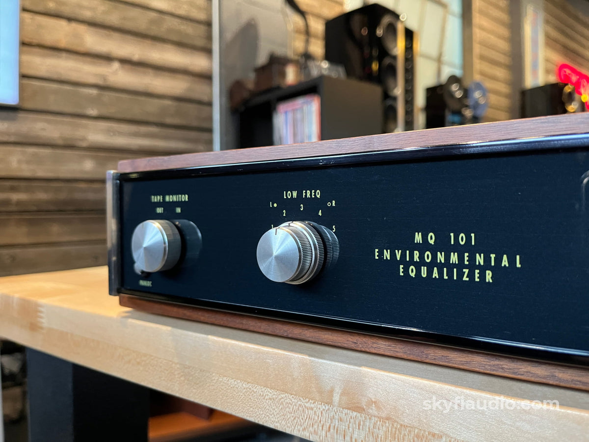 McIntosh MQ101 Vintage 3 Band Equalizer - W/ Wood Case + New Faceplate Accessory