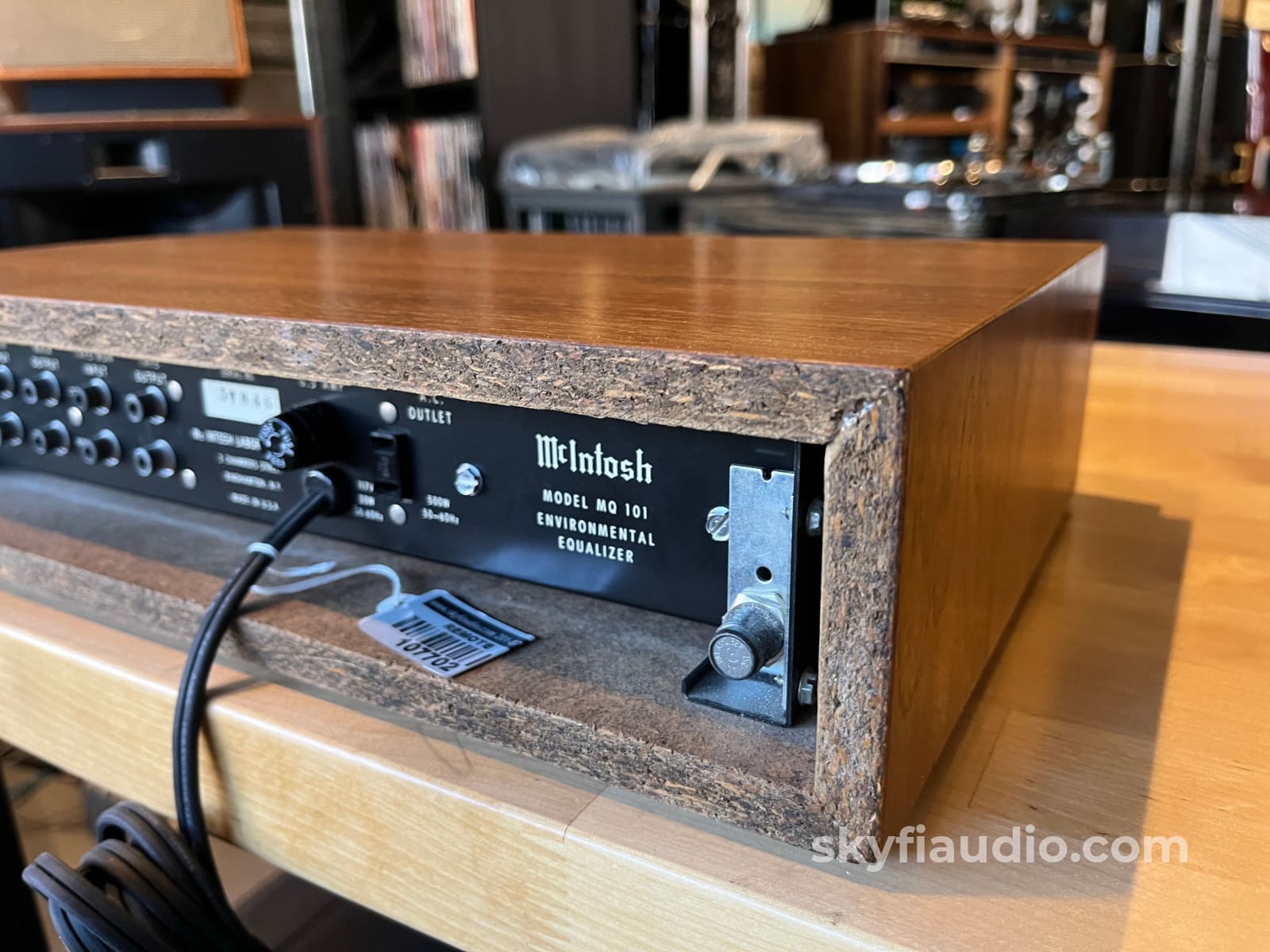 McIntosh MQ101 Vintage 3 Band Equalizer- W/ Wood Case - Overhauled - Accessory