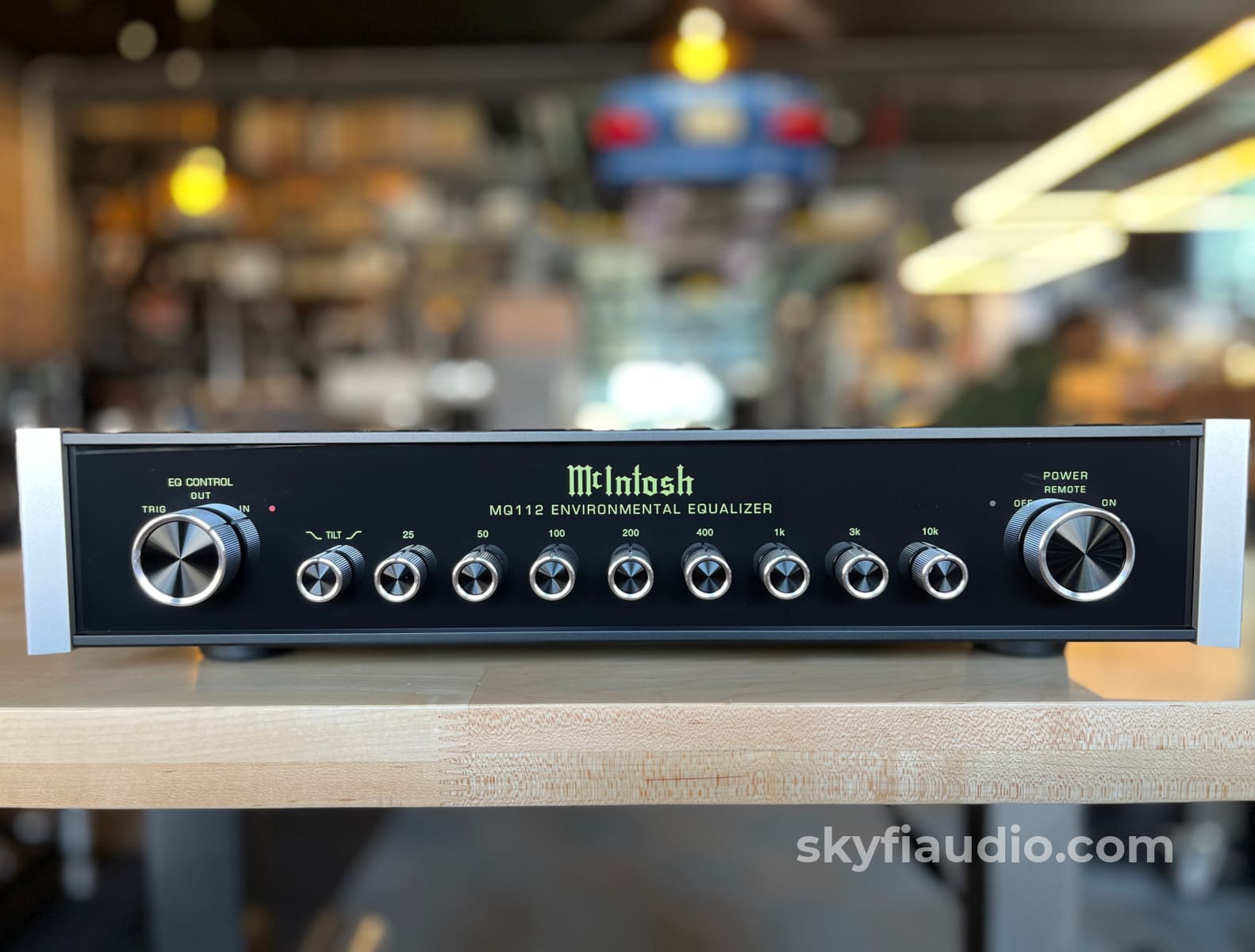 McIntosh MQ112 Environmental Equalizer - Pre-Loved Accessory