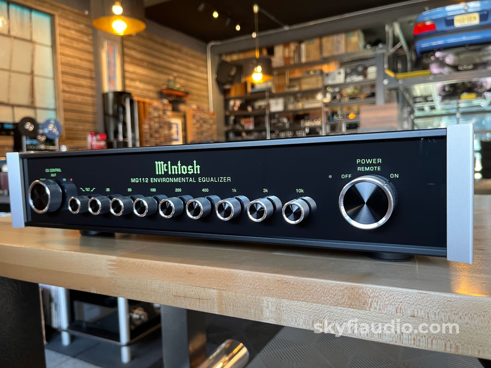 McIntosh MQ112 Environmental Equalizer - Pre-Loved Accessory