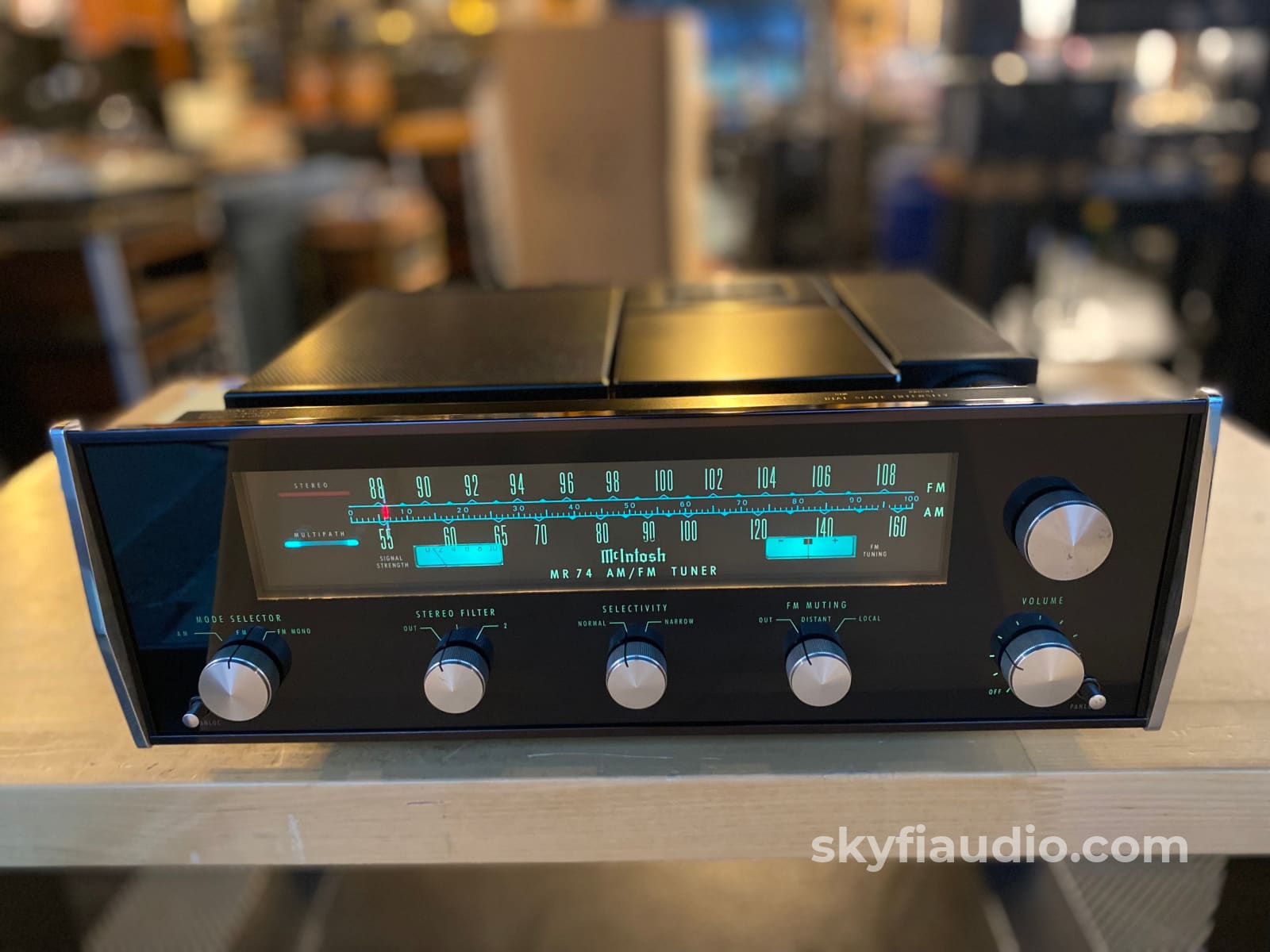 Mcintosh Mr-74 Vintage Fm Tuner - New Glass