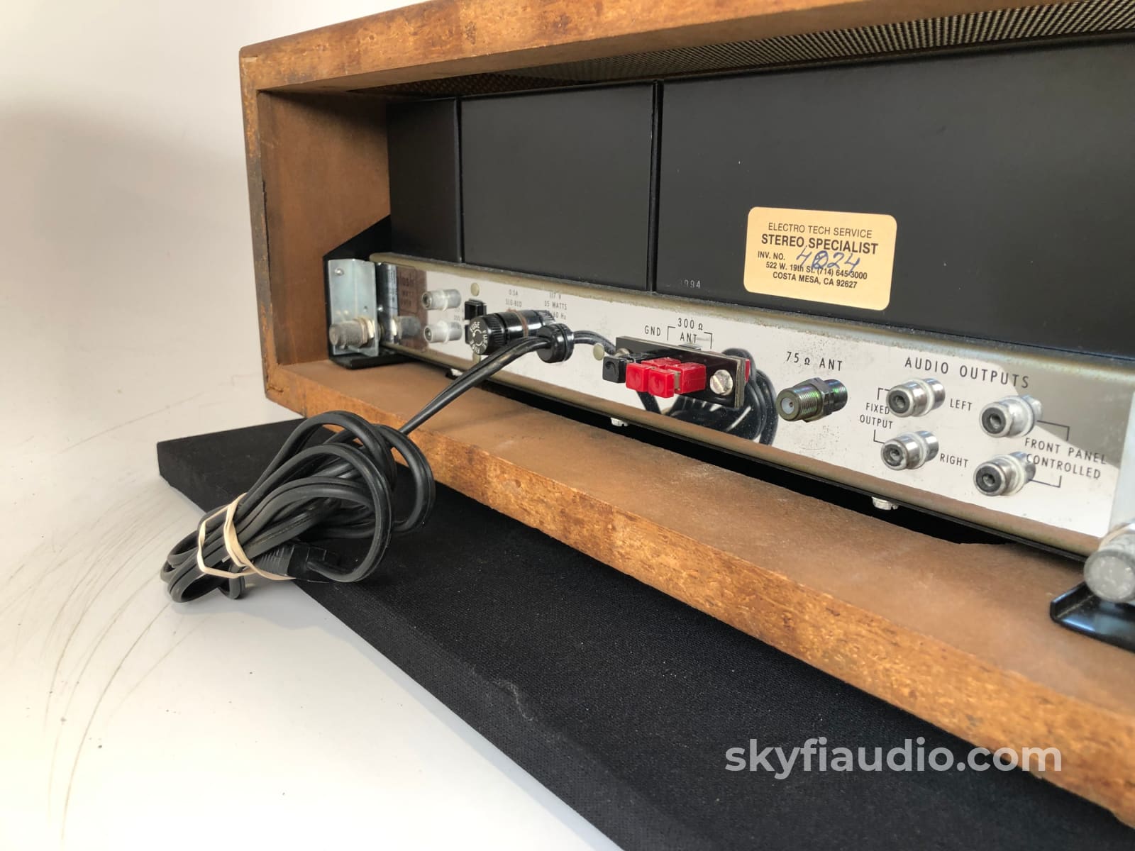 Mcintosh Mr77 Vintage Fm Tuner In Wood Cabinet - Wow