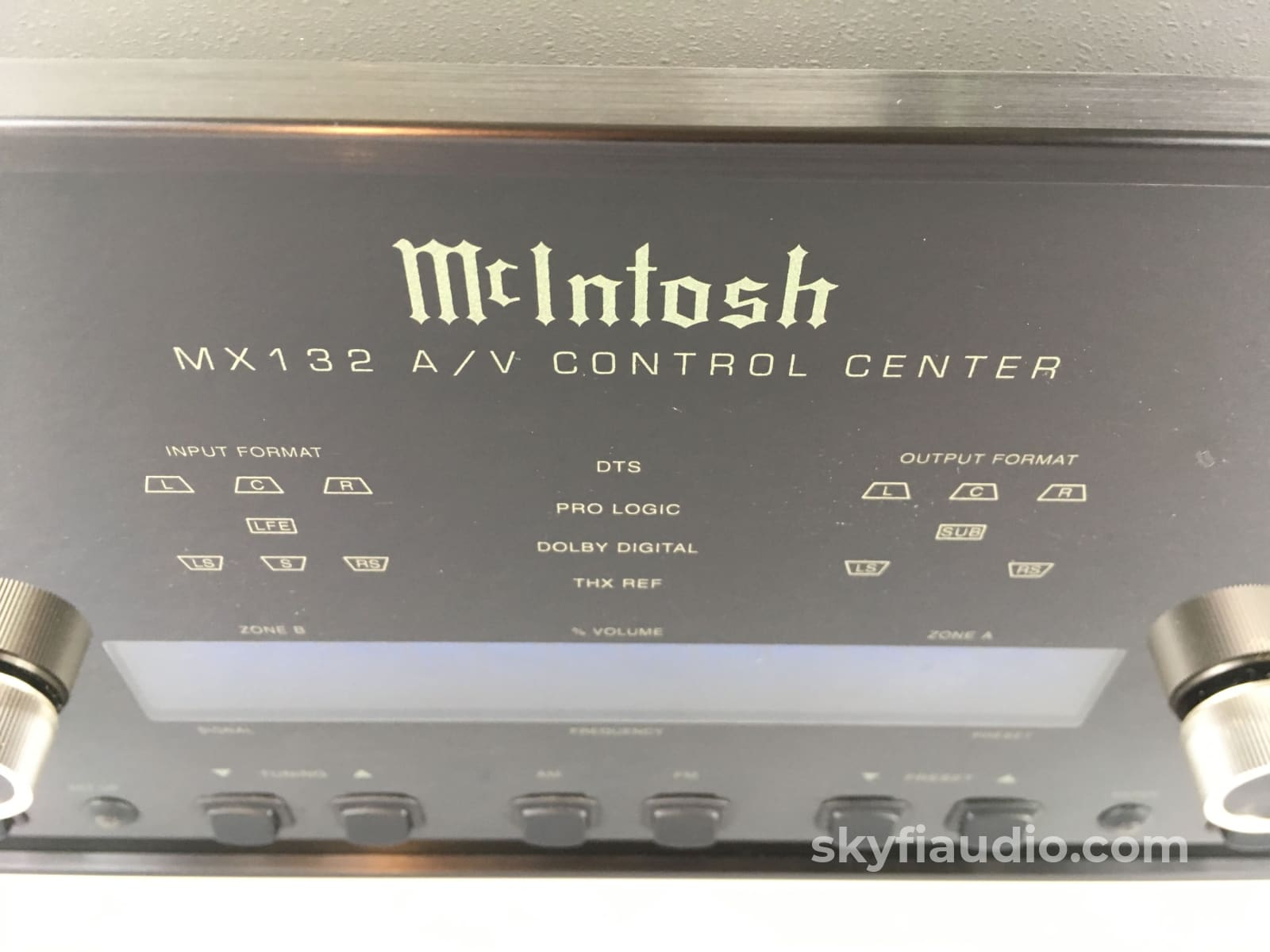 Mcintosh Mx-132 Av Processor With Tuner Preamplifier