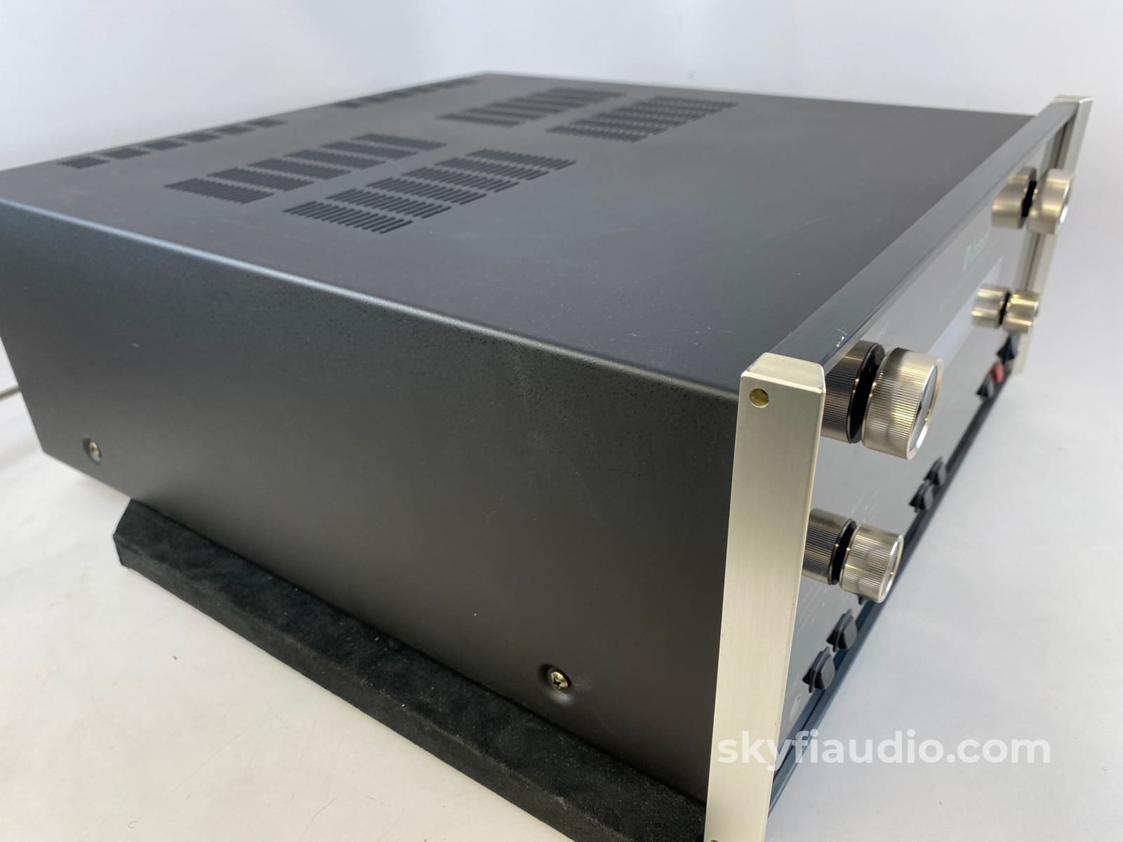 Mcintosh Mx120 Home Theater Processor W/Dolby Digital Dts-Hd Plus Phono Input Preamplifier