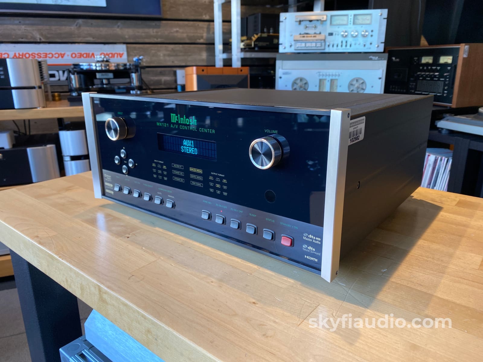 Mcintosh Mx121 Home Theater Pre/Processor W/Dolby True Hd Dts-Hd - Complete Kit Preamplifier
