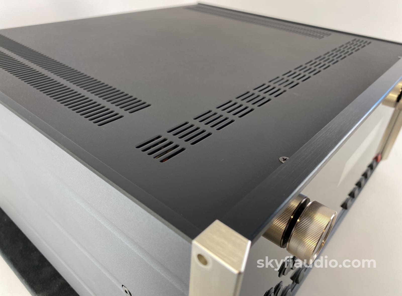 Mcintosh Mx121 Home Theater Processor W/Dolby True Hd And Dts-Hd - Plus Phono Input Preamplifier