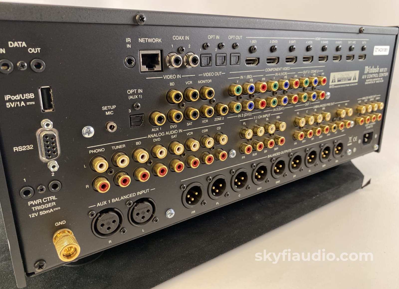 Mcintosh Mx121 Home Theater Processor W/Dolby True Hd And Dts-Hd - Plus Phono Input Preamplifier