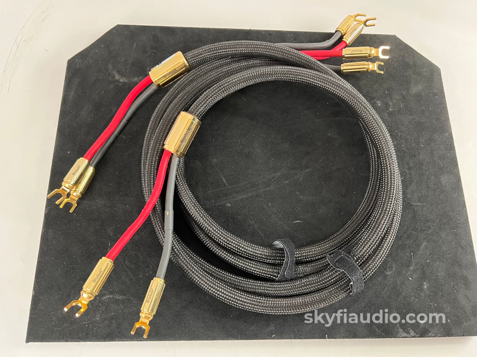 Mcintosh Speaker Cables W/Single Spades - 2M In Store Only