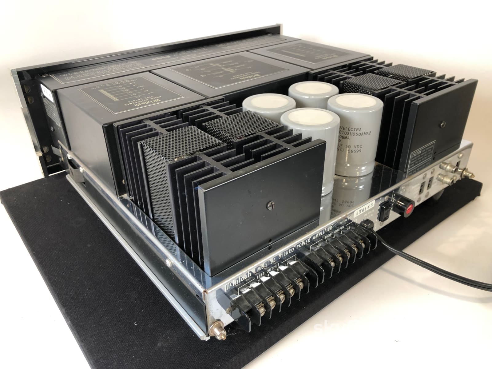 Mcintosh Vintage Solid State Amplifier Mc2125