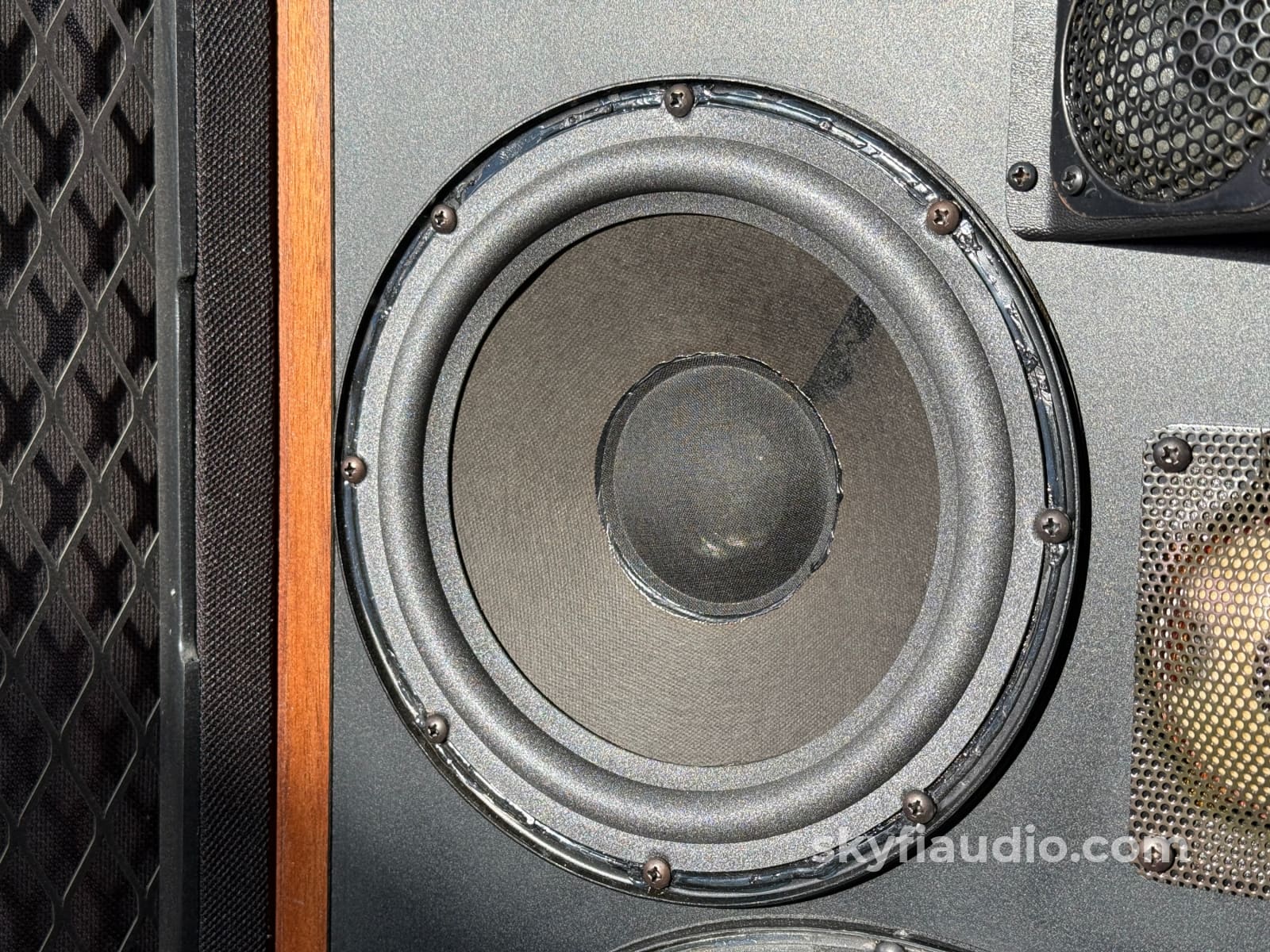 McIntosh XR5 Vintage Speakers - Serviced Speakers