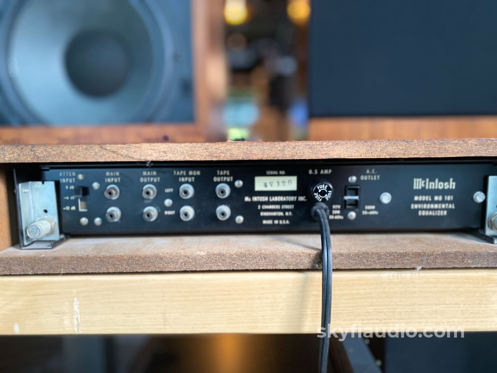 Mcintosh Xr5 Vintage Speakers With Mq101 Equalizer