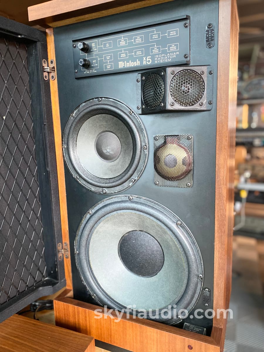 Mcintosh Xr5 Vintage Speakers With Mq101 Equalizer