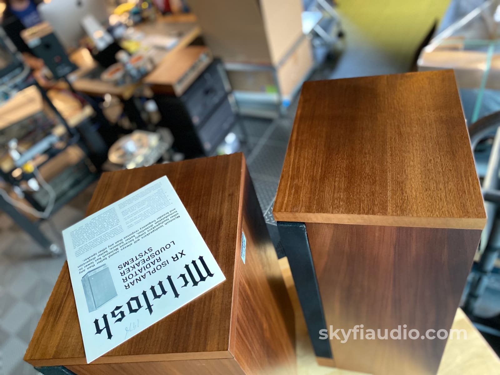 Mcintosh Xr5 Vintage Speakers With Mq101 Equalizer