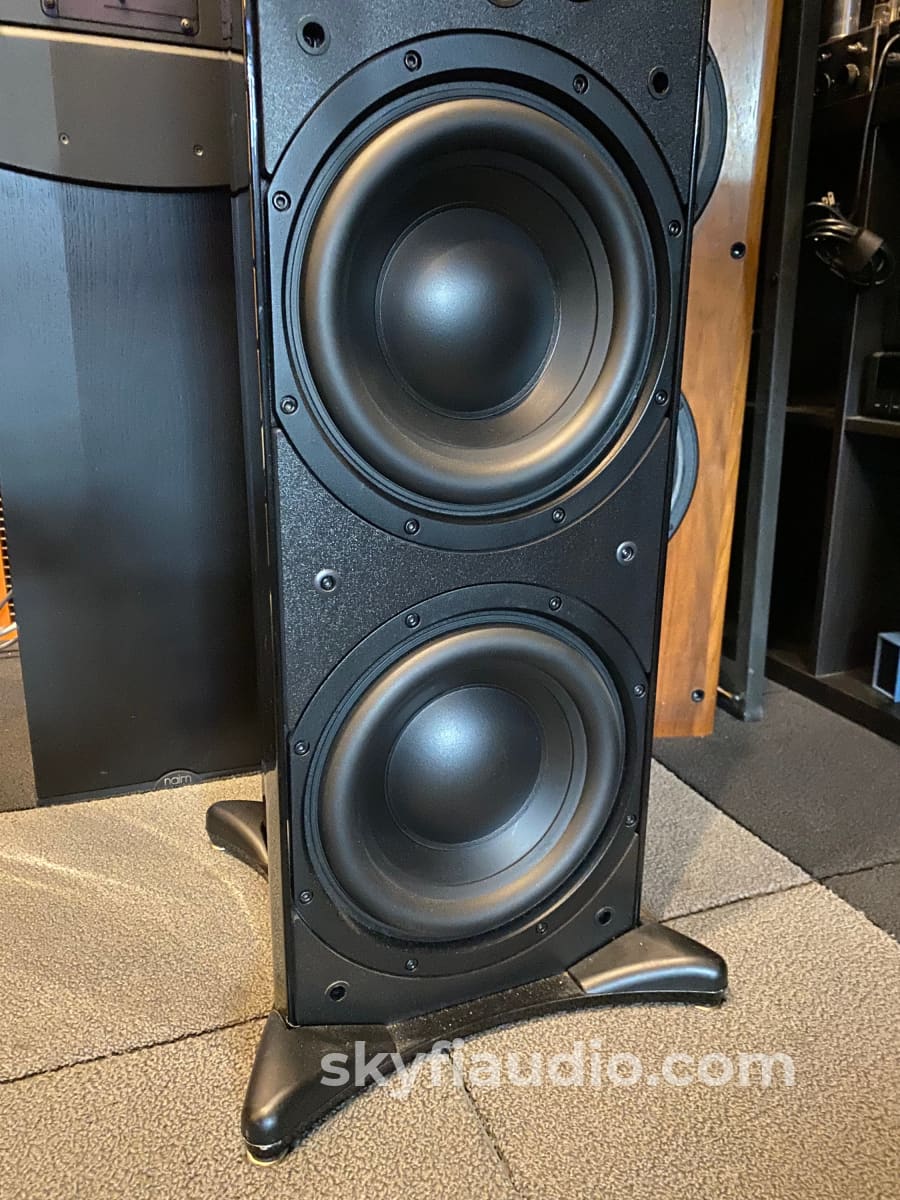 Mcintosh Xrt1K Line Array Speakers 1200W! Pre Owned - In Store Only