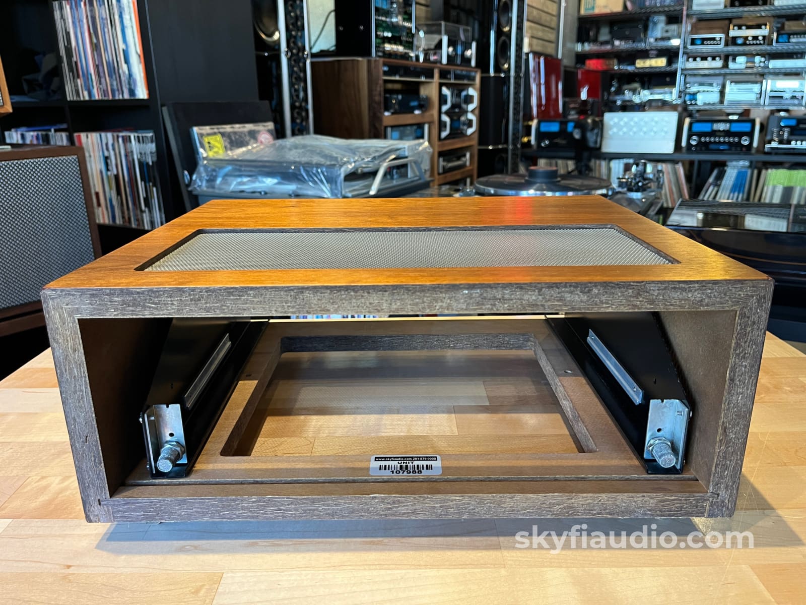McIntsoh L12R Slant Foot Cabinet w/ Adjustable 10’’/12’’ Panlocs (Accepts Early Panloc Trays) - Accessory