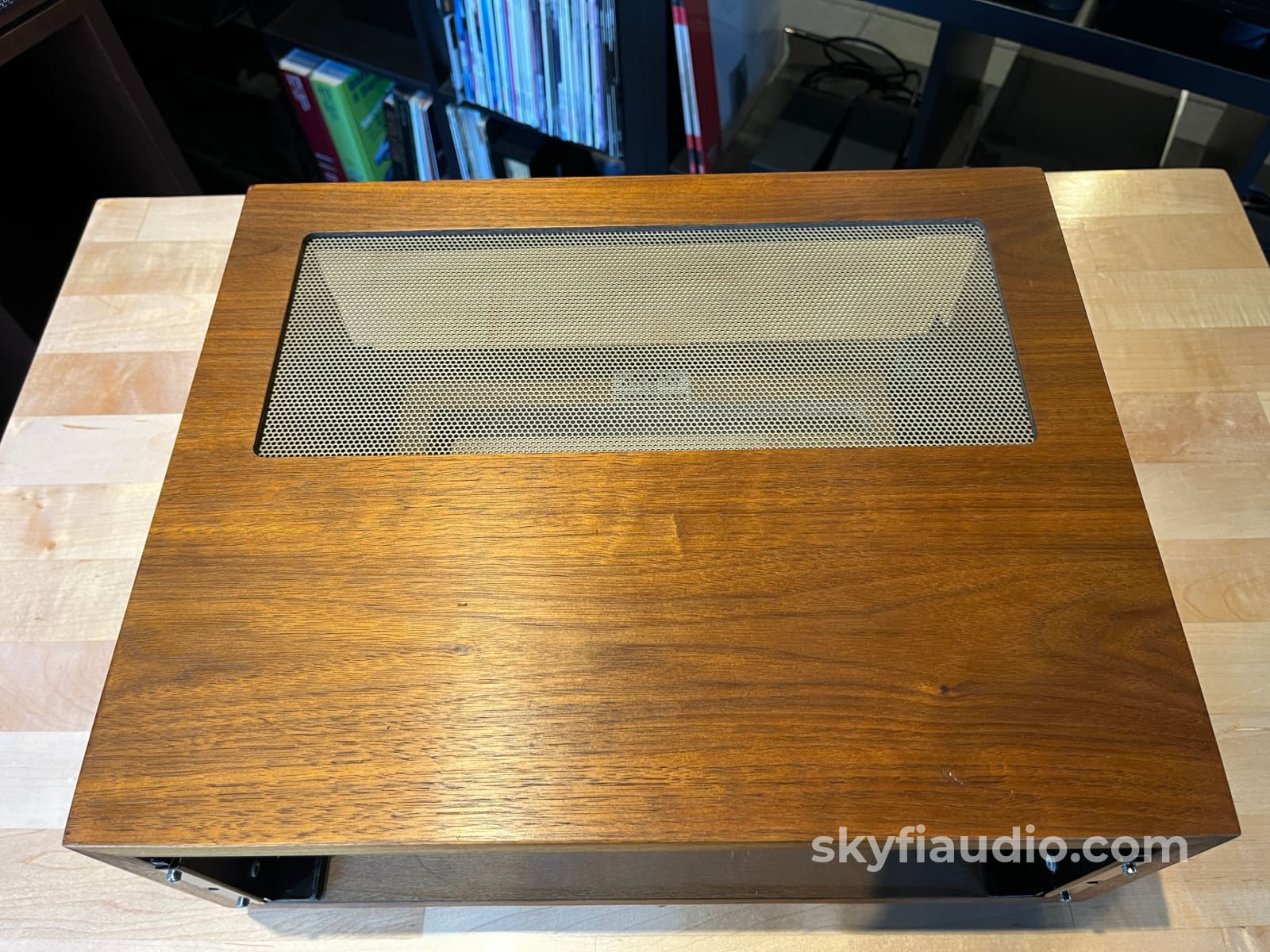 McIntsoh L12R Slant Foot Cabinet w/ Adjustable 10’’/12’’ Panlocs (Accepts Early Panloc Trays) - Accessory