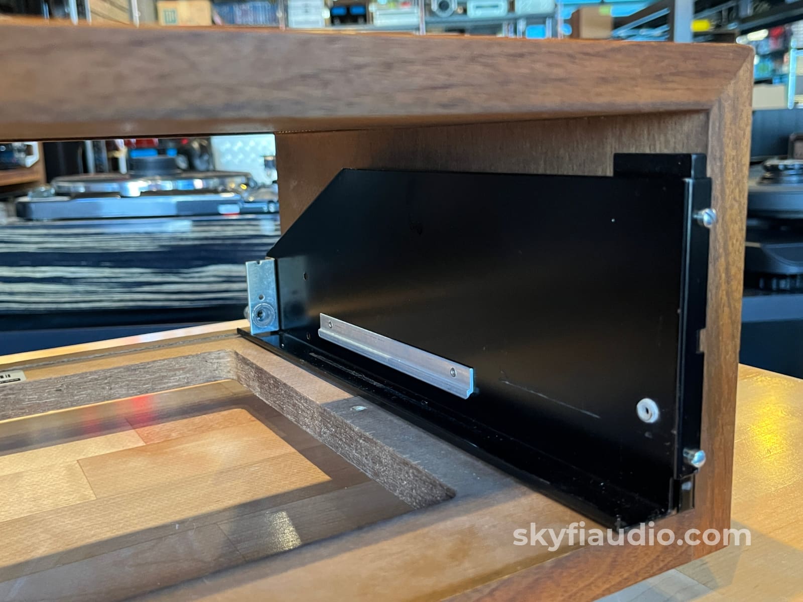 McIntsoh L12R Slant Foot Cabinet w/ Adjustable 10’’/12’’ Panlocs (Accepts Early Panloc Trays) - Accessory