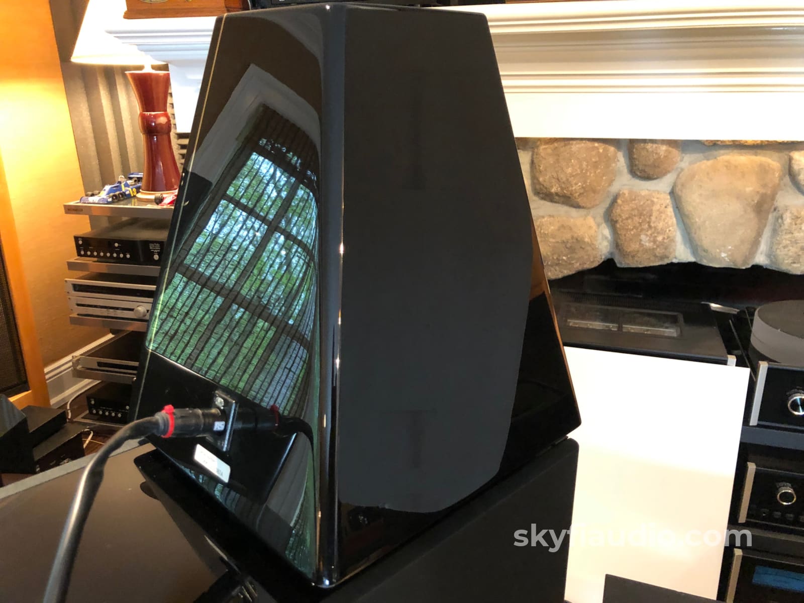 Meridian 5-Channel Home Theater System Complete Stereophile Class A Speakers