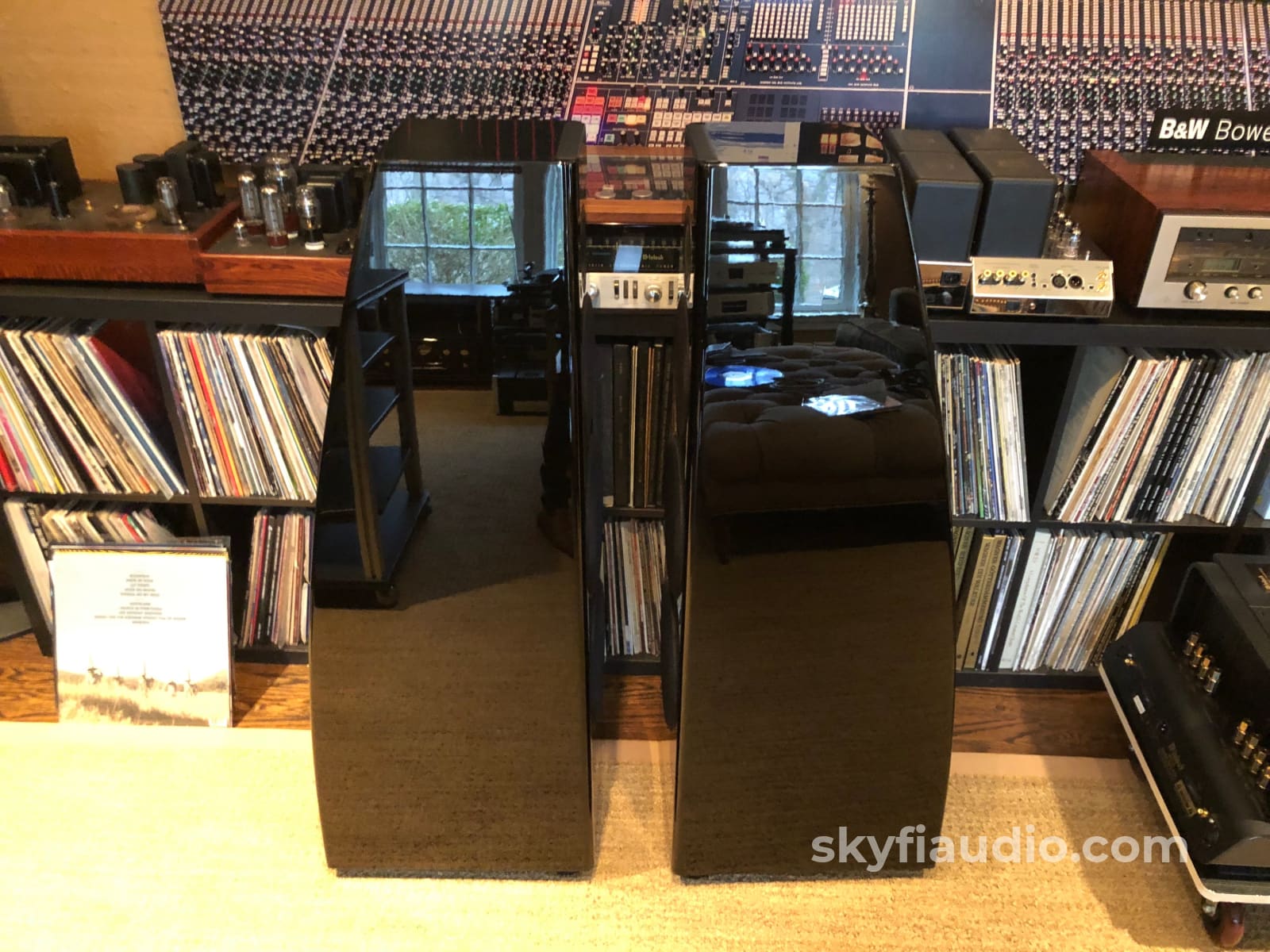 Meridian Dsp7200Se Digital Signal Processing Loudspeaker System Speakers