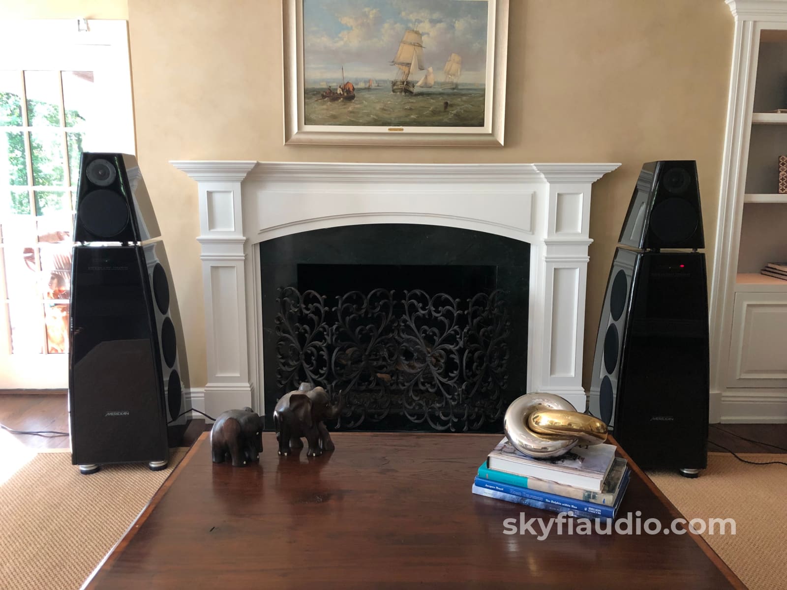 Meridian Dsp8000 Flagship Powered Speakers
