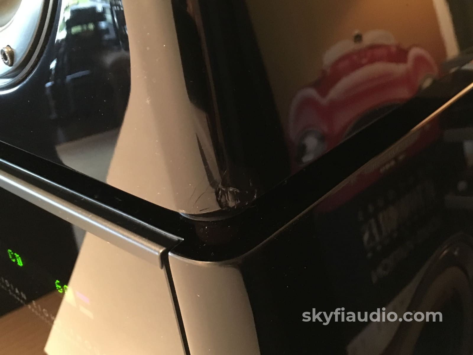 Meridian Dsp8000 Powered Speakers