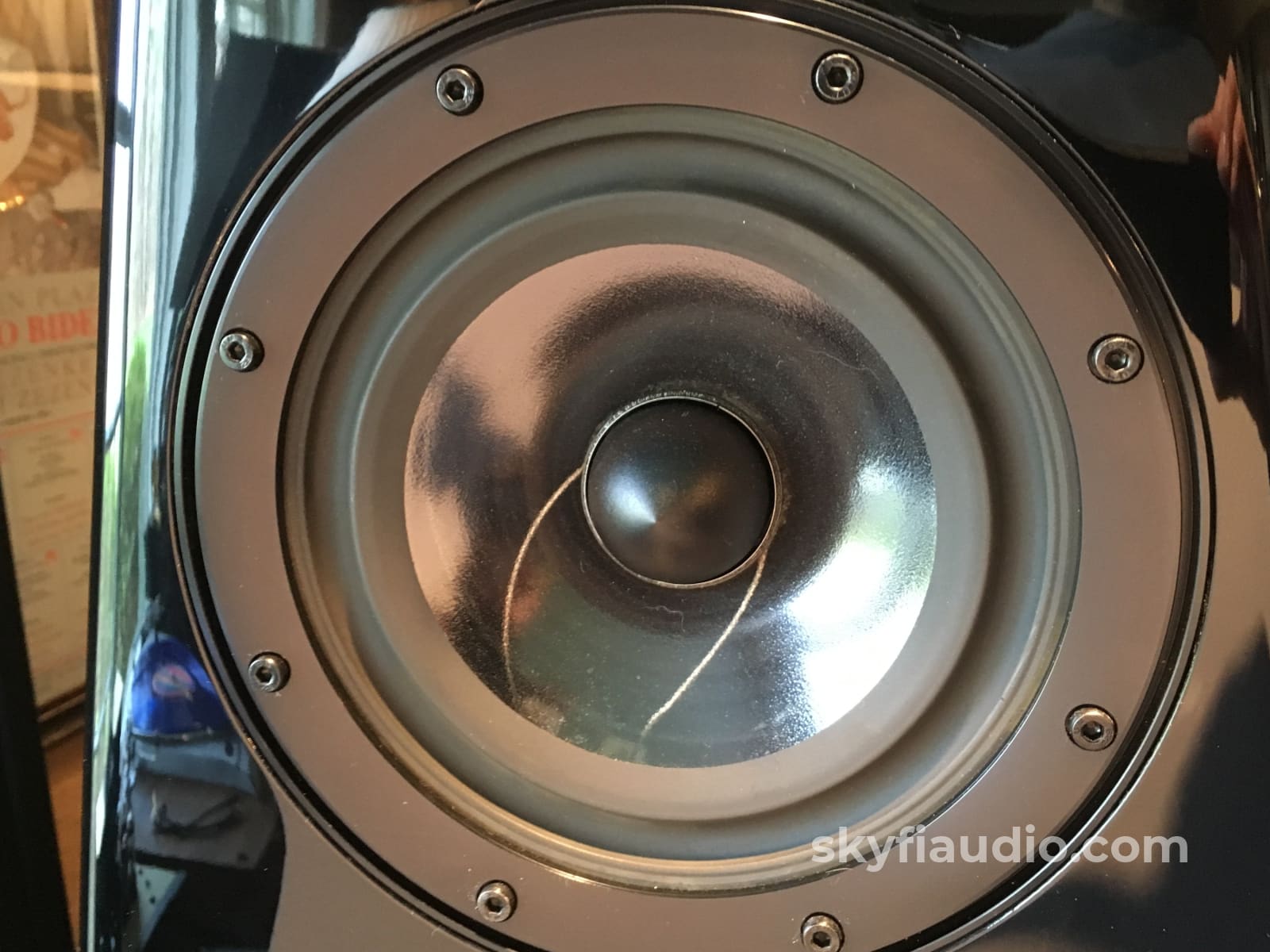 Meridian Dsp8000 Powered Speakers