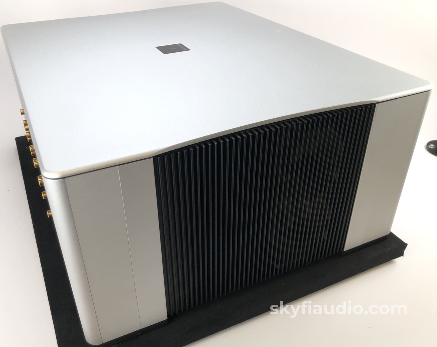 Meridian Media Core 600 - Six Zone Sooloos Digital System Thats Loaded With Music