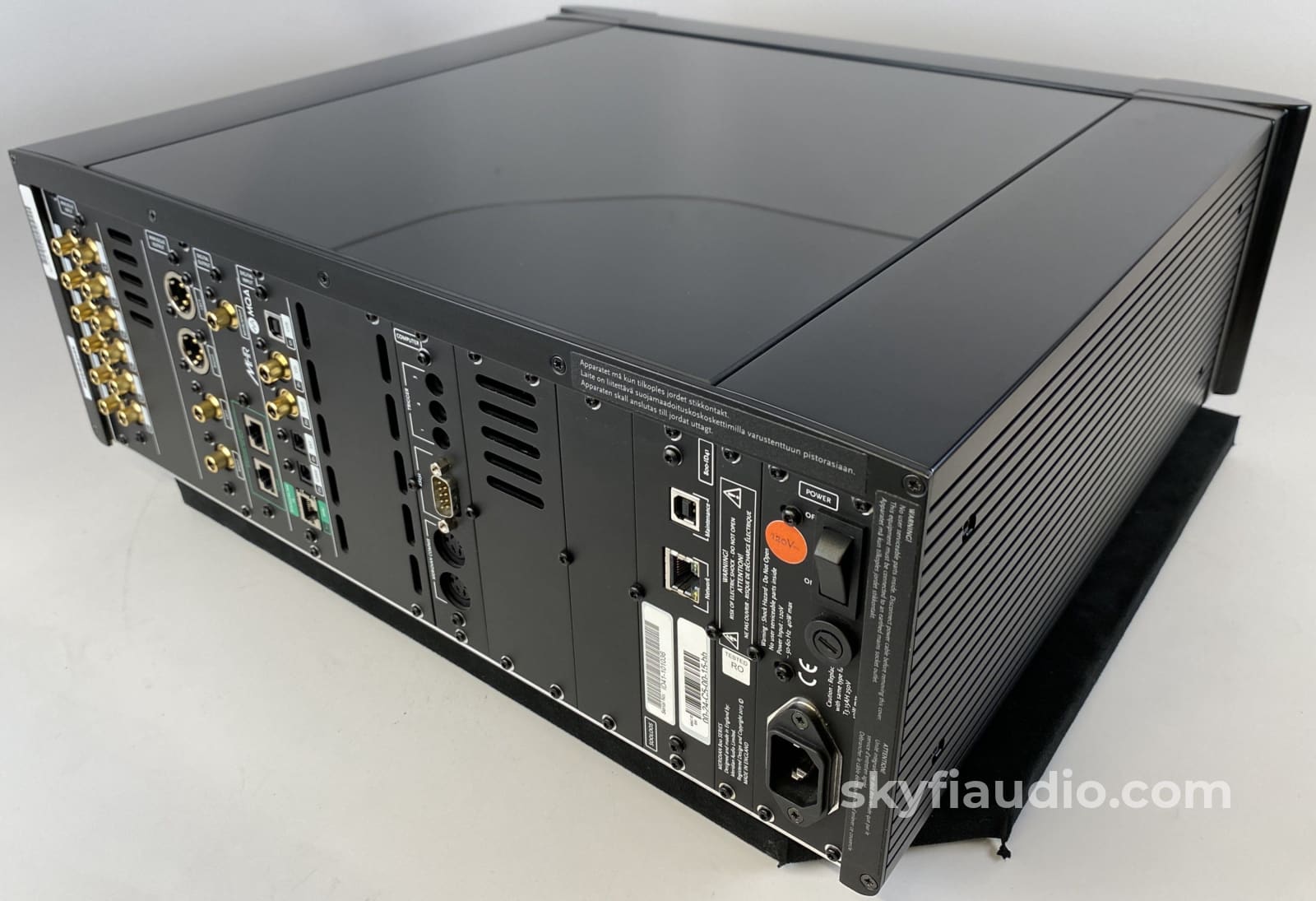 Meridian Reference Audio Core 818V3 - With Mqa Hi-Res Preamplifier