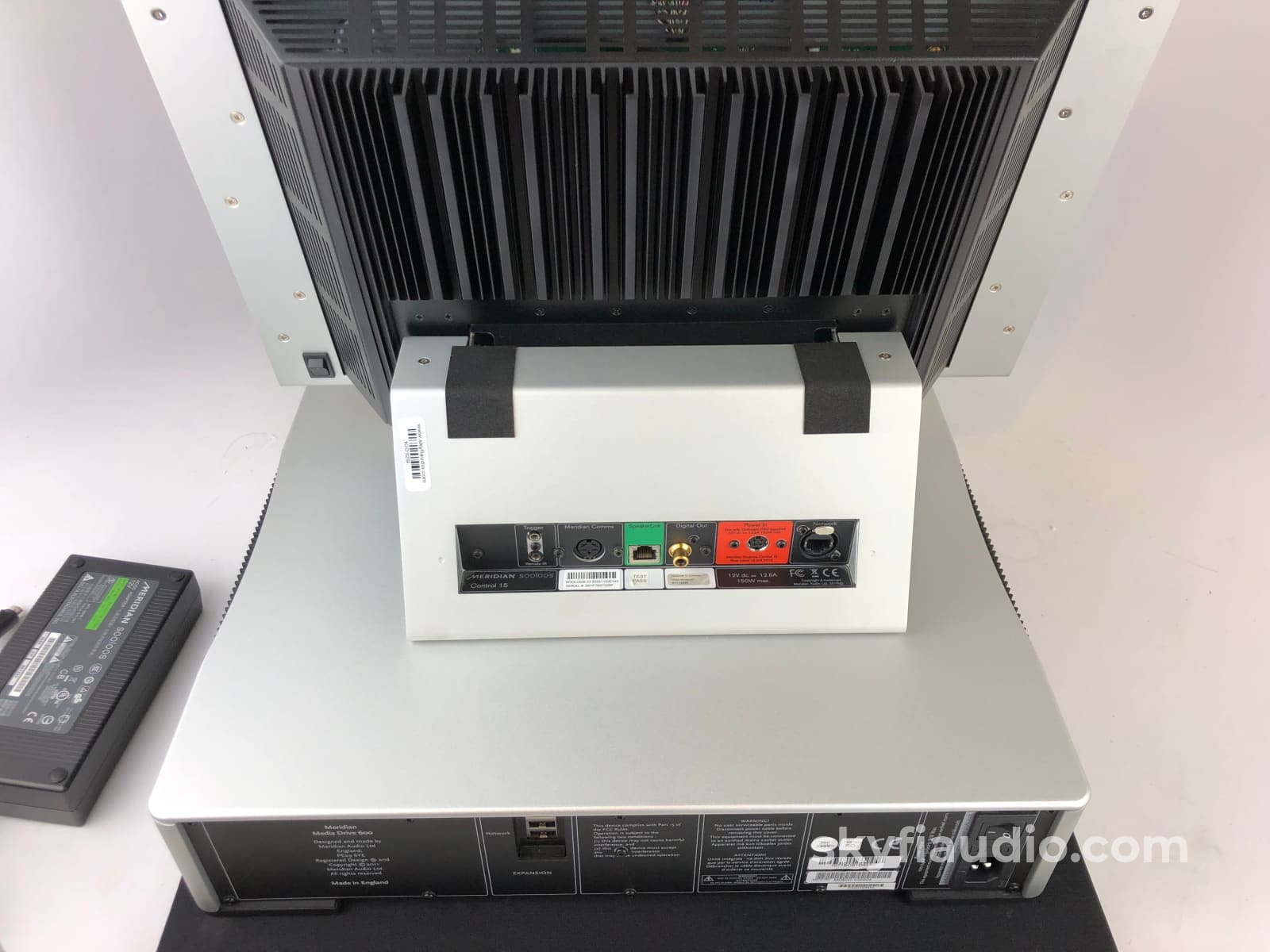 Meridian Sooloos Control 15 Music Server Featuring Mqa And 4Tb Media Drive Cd + Digital